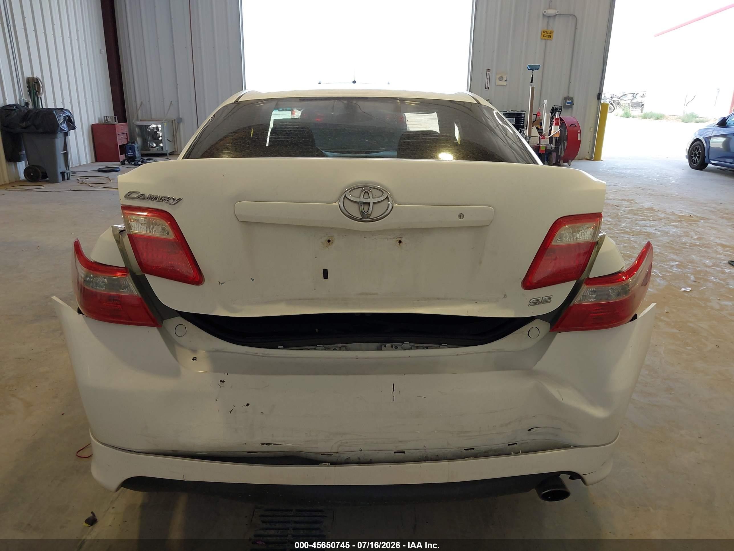 2009 Toyota Camry Se White vin: 4T1BE46K49U807424