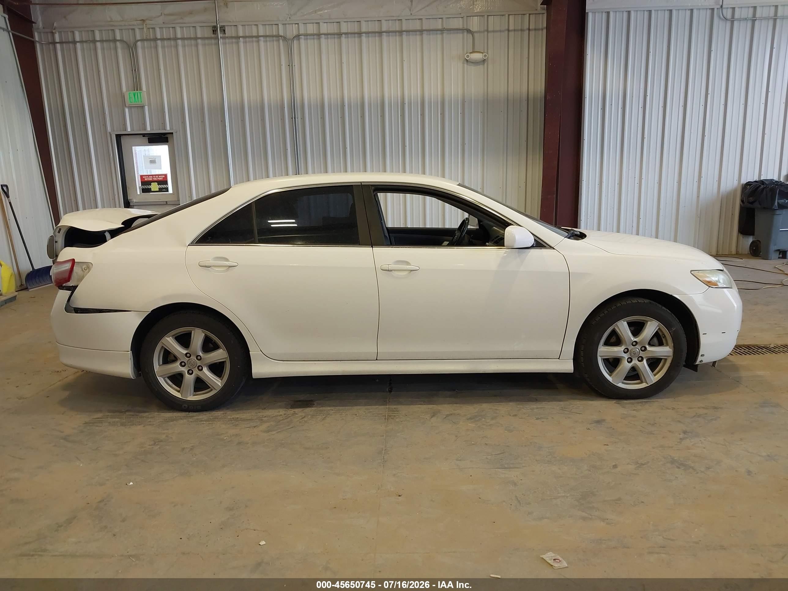 2009 Toyota Camry Se White vin: 4T1BE46K49U807424