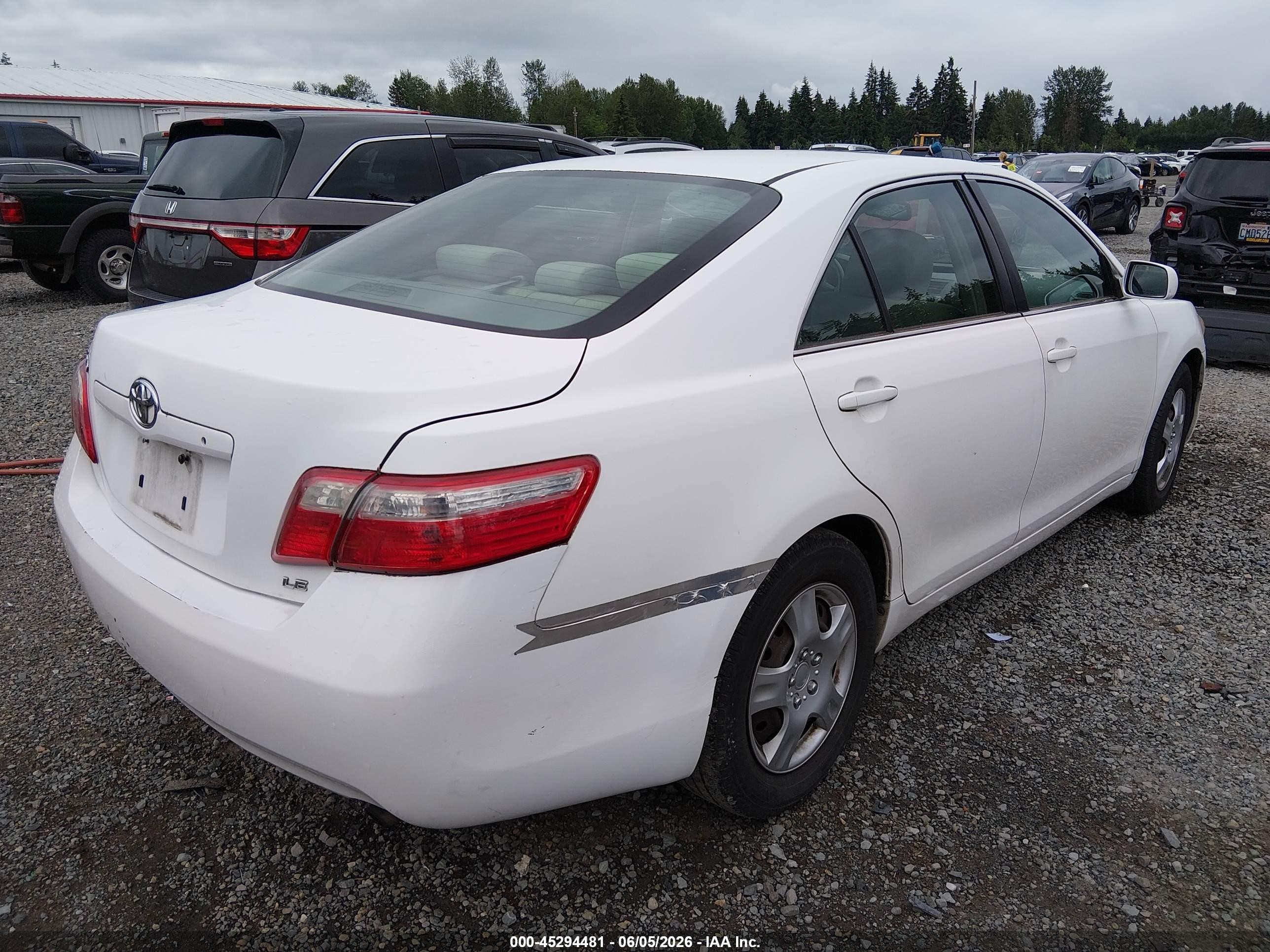 2009 Toyota Camry Le Белый vin: 4T1BE46K49U811148