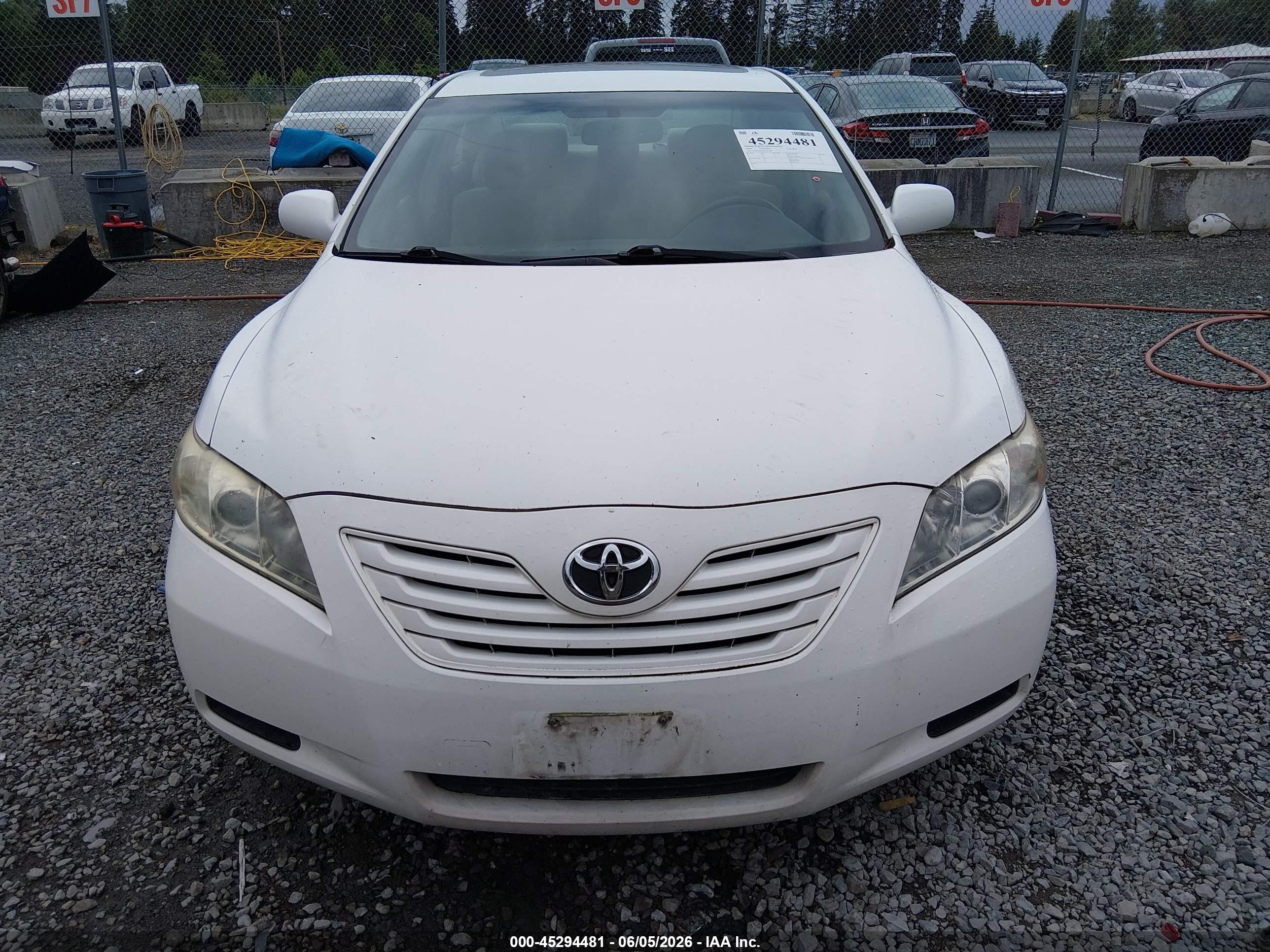 2009 Toyota Camry Le Белый vin: 4T1BE46K49U811148