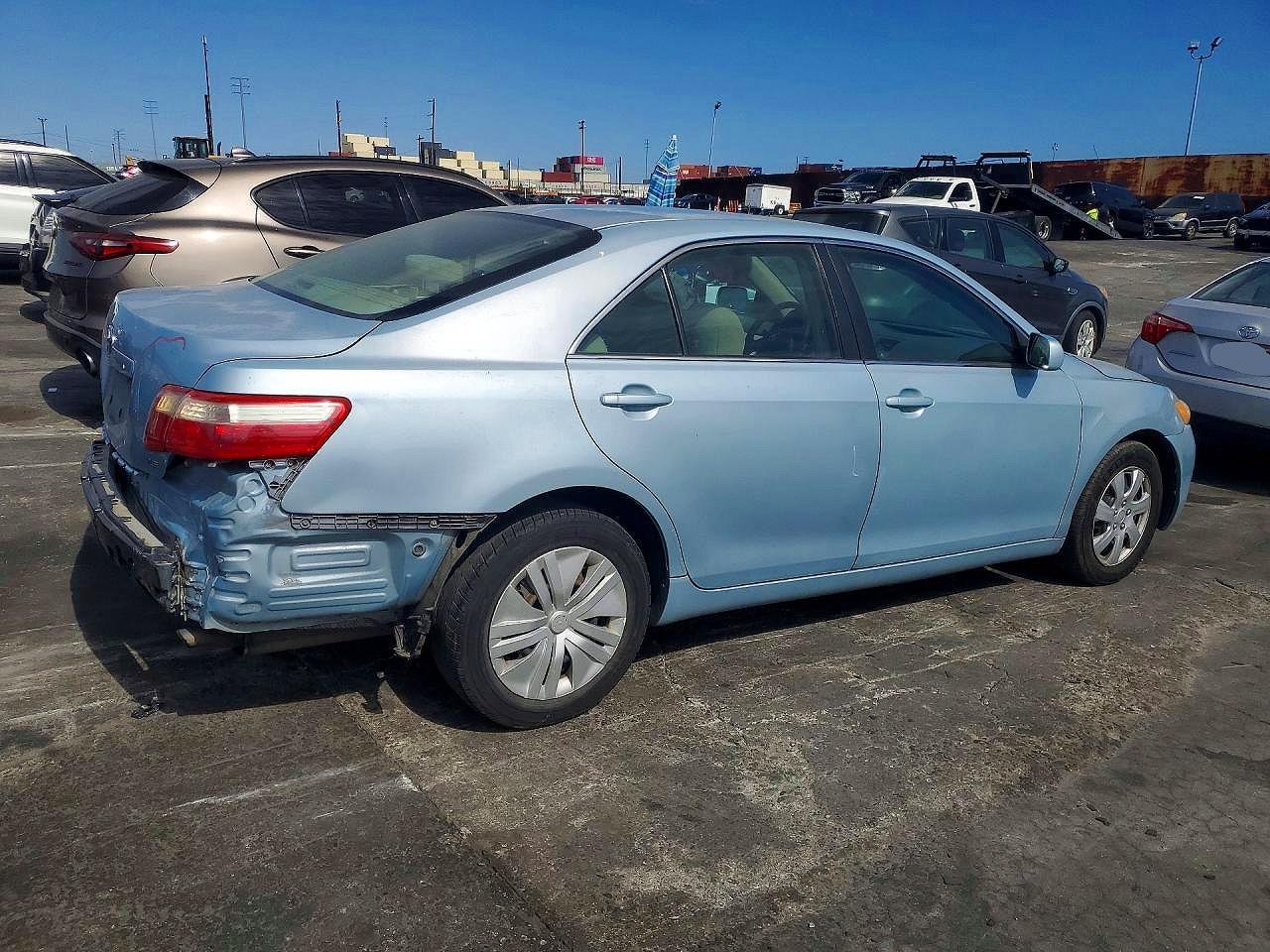2009 Toyota Camry Le Серебряный vin: 4T1BE46K49U815331