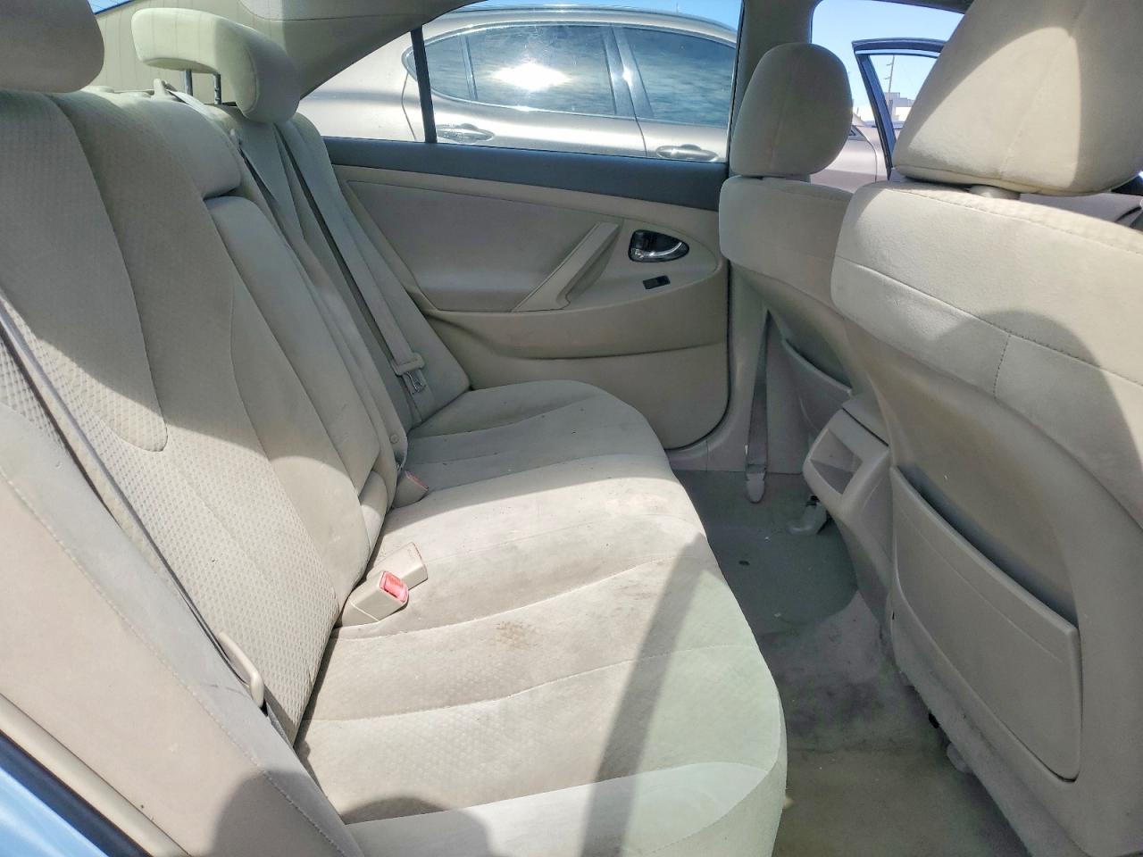 2009 Toyota Camry Le Серебряный vin: 4T1BE46K49U815331