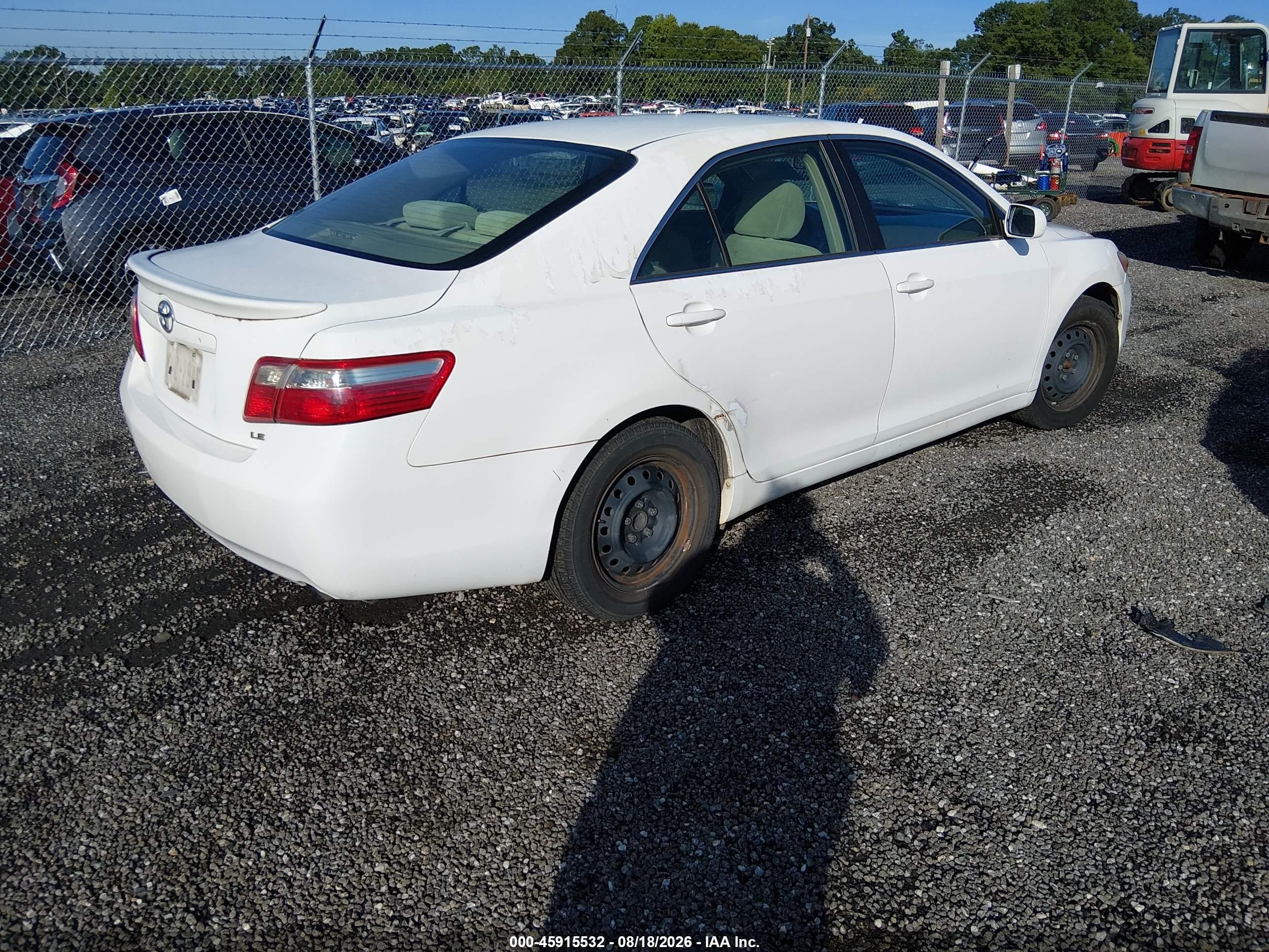 2009 Toyota Camry Le White vin: 4T1BE46K49U834803