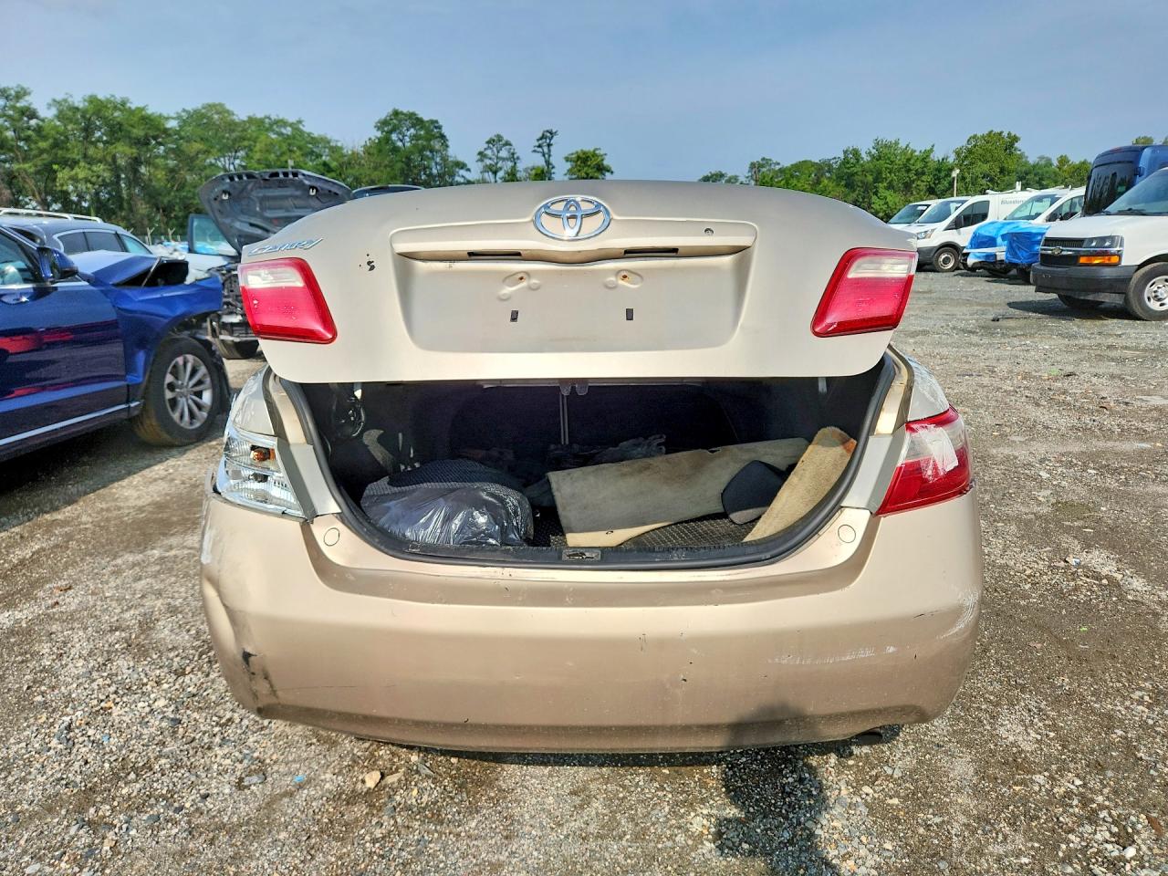 2009 Toyota Camry Base Gold vin: 4T1BE46K49U837572