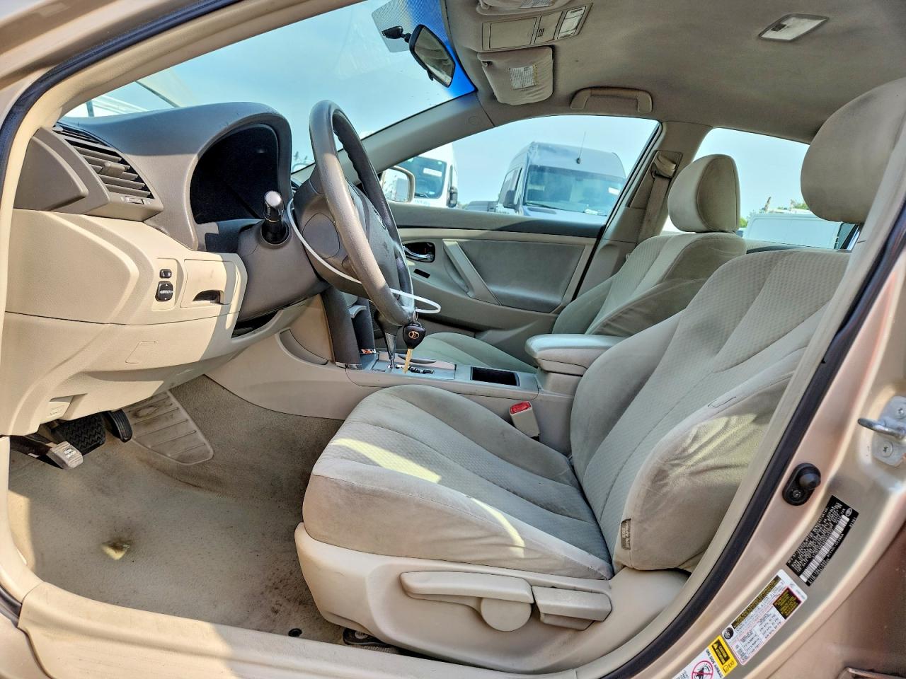 2009 Toyota Camry Base Gold vin: 4T1BE46K49U837572