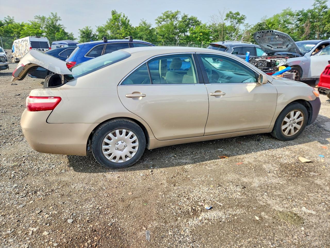 2009 Toyota Camry Base Gold vin: 4T1BE46K49U837572