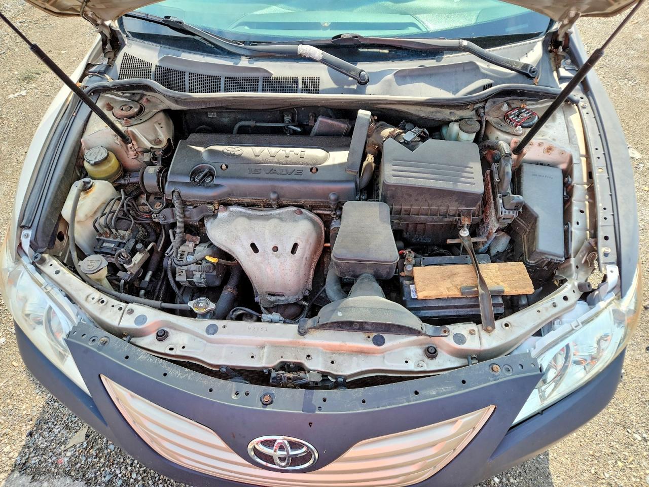 2009 Toyota Camry Base Gold vin: 4T1BE46K49U837572