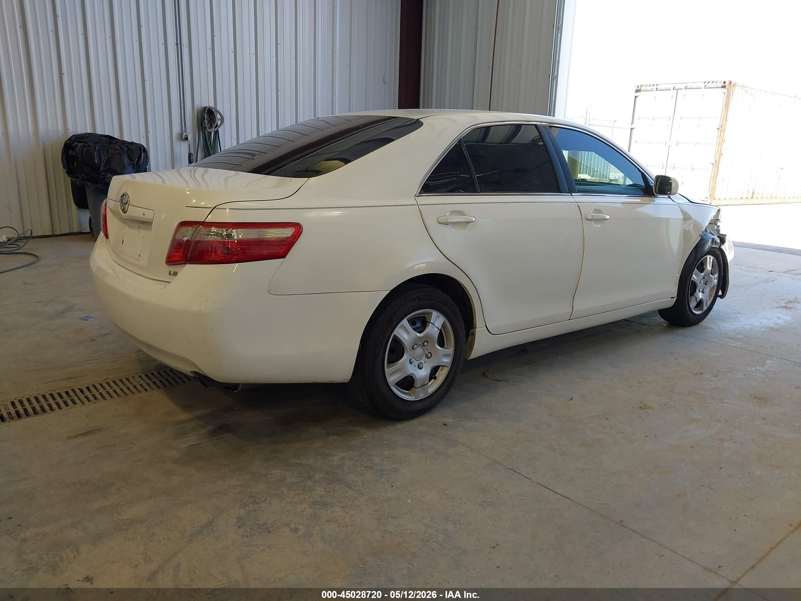 2009 Toyota Camry Le White vin: 4T1BE46K49U852900