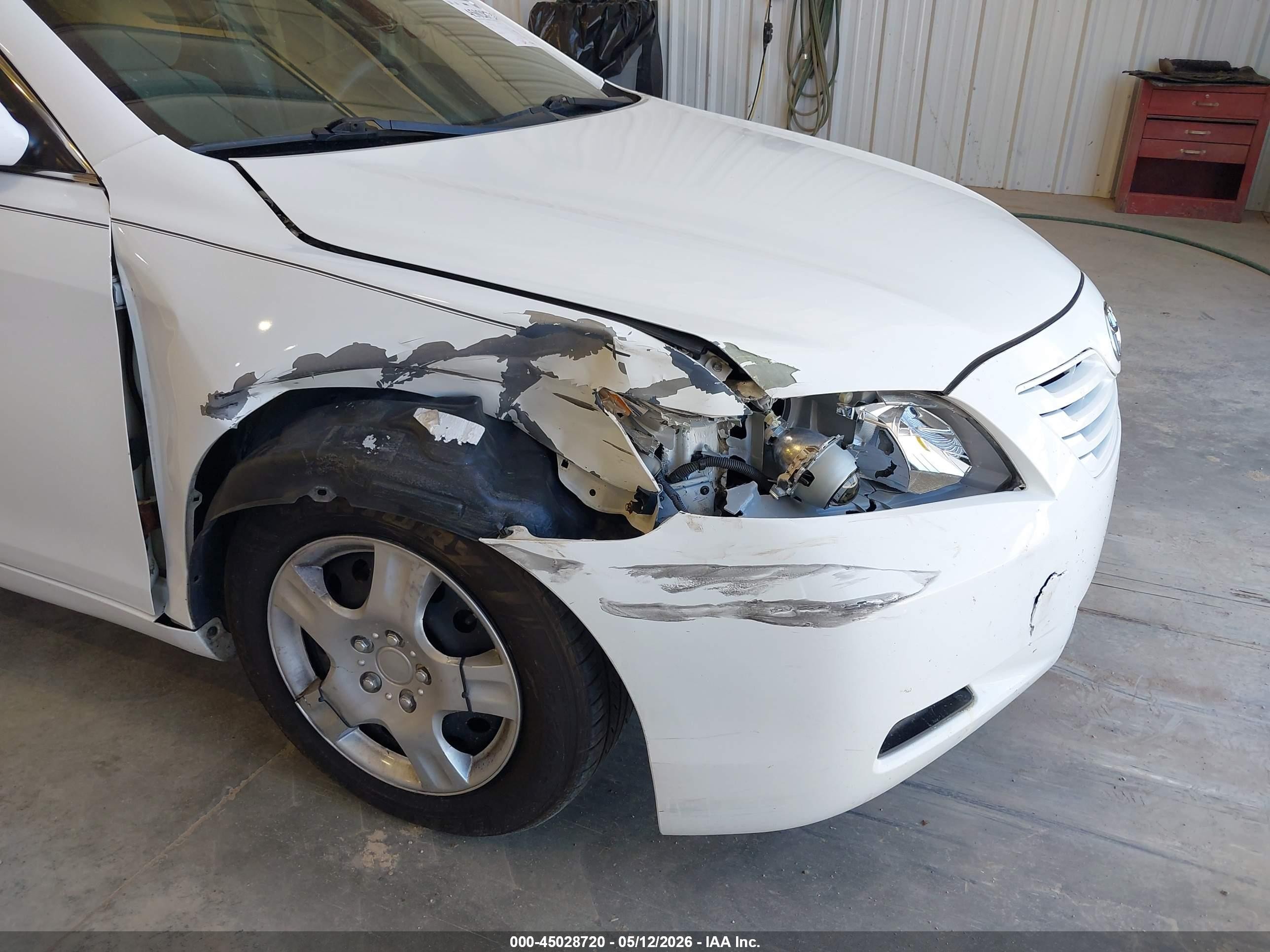 2009 Toyota Camry Le White vin: 4T1BE46K49U852900