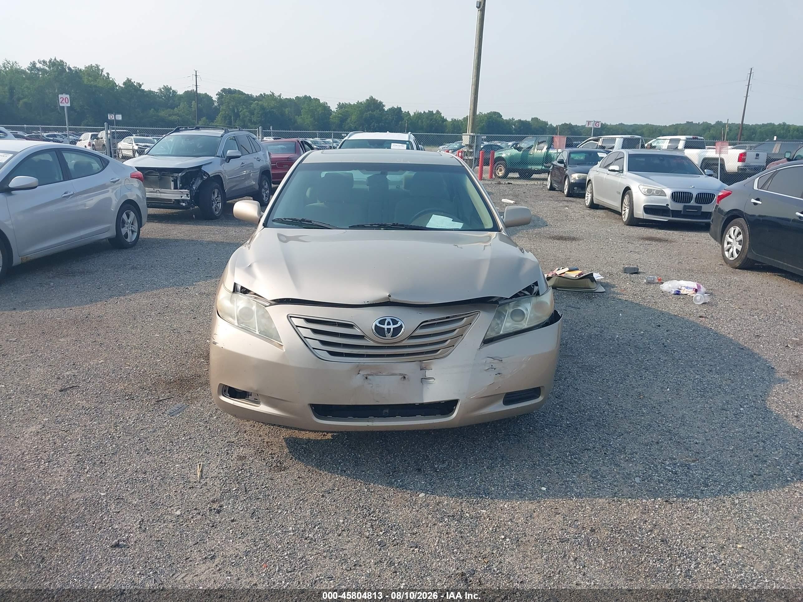 2009 Toyota Camry Le Tan vin: 4T1BE46K49U864108