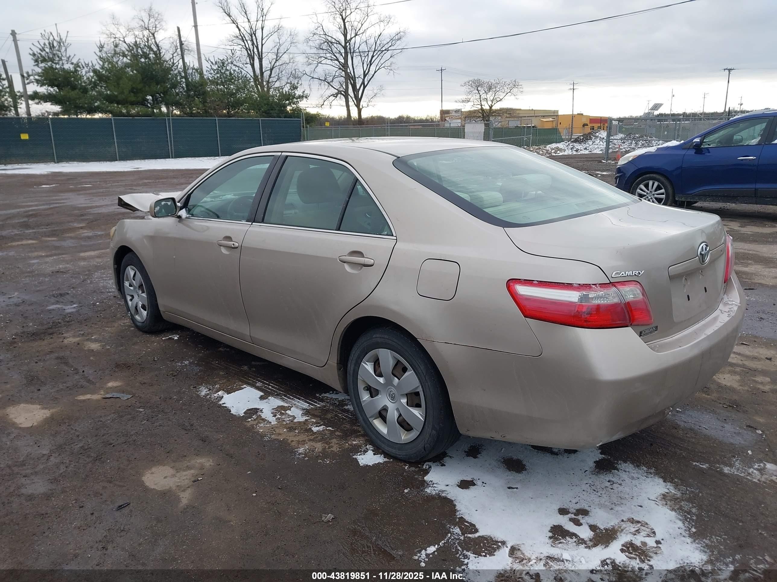 2009 Toyota Camry Le Gold vin: 4T1BE46K49U865971