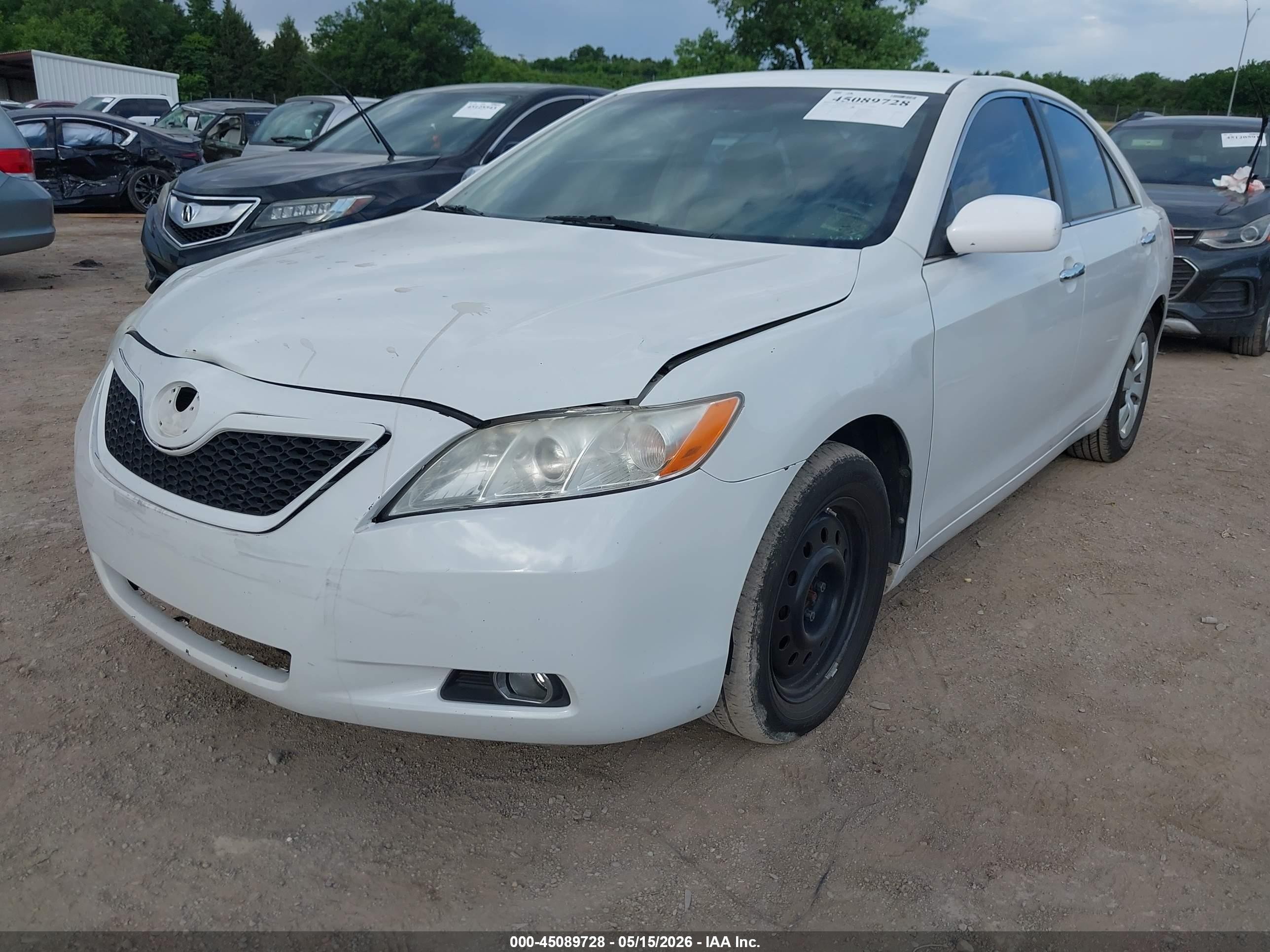 2009 Toyota Camry Le White vin: 4T1BE46K49U874900