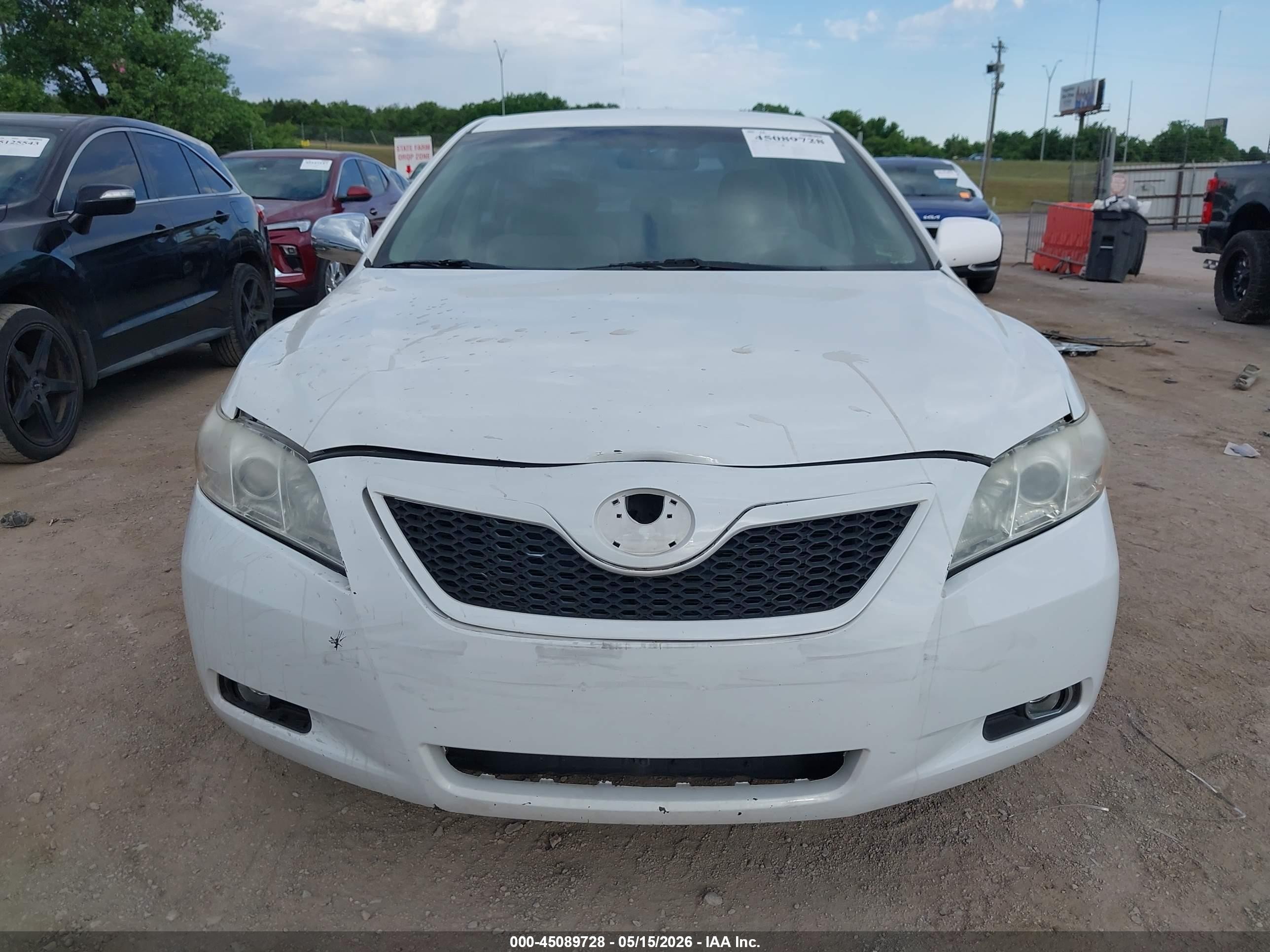 2009 Toyota Camry Le White vin: 4T1BE46K49U874900