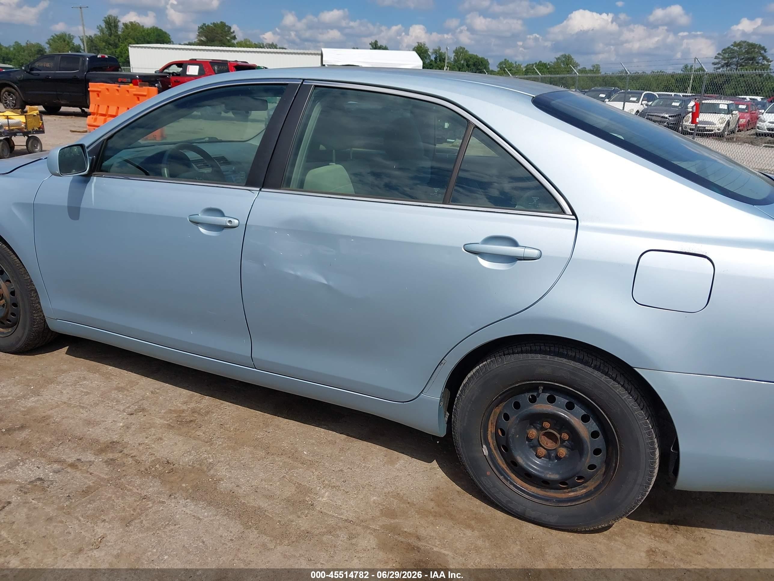 2009 Toyota Camry Le Blue vin: 4T1BE46K49U893186