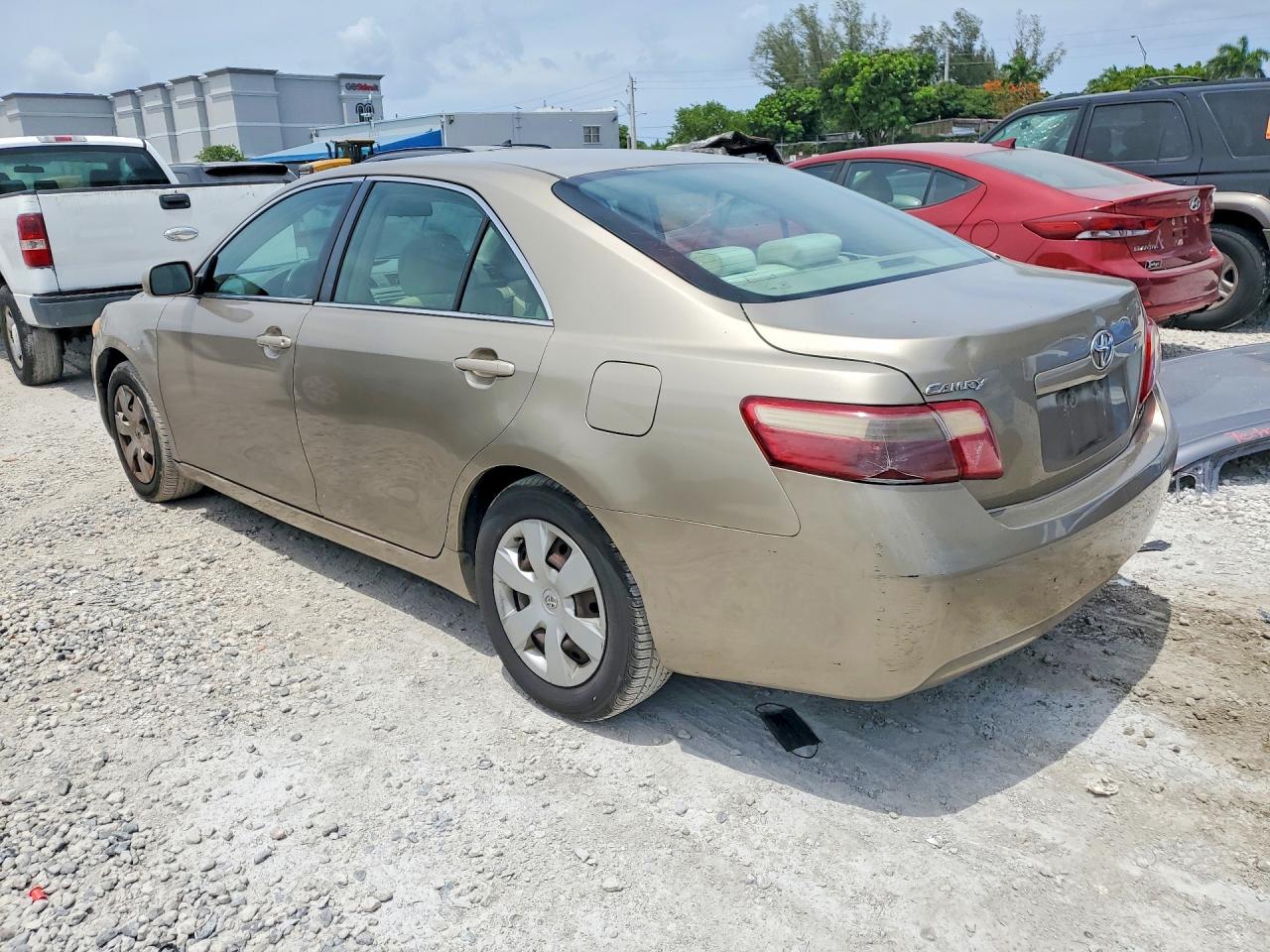 2007 Toyota Camry Le Tan vin: 4T1BE46K57U002643