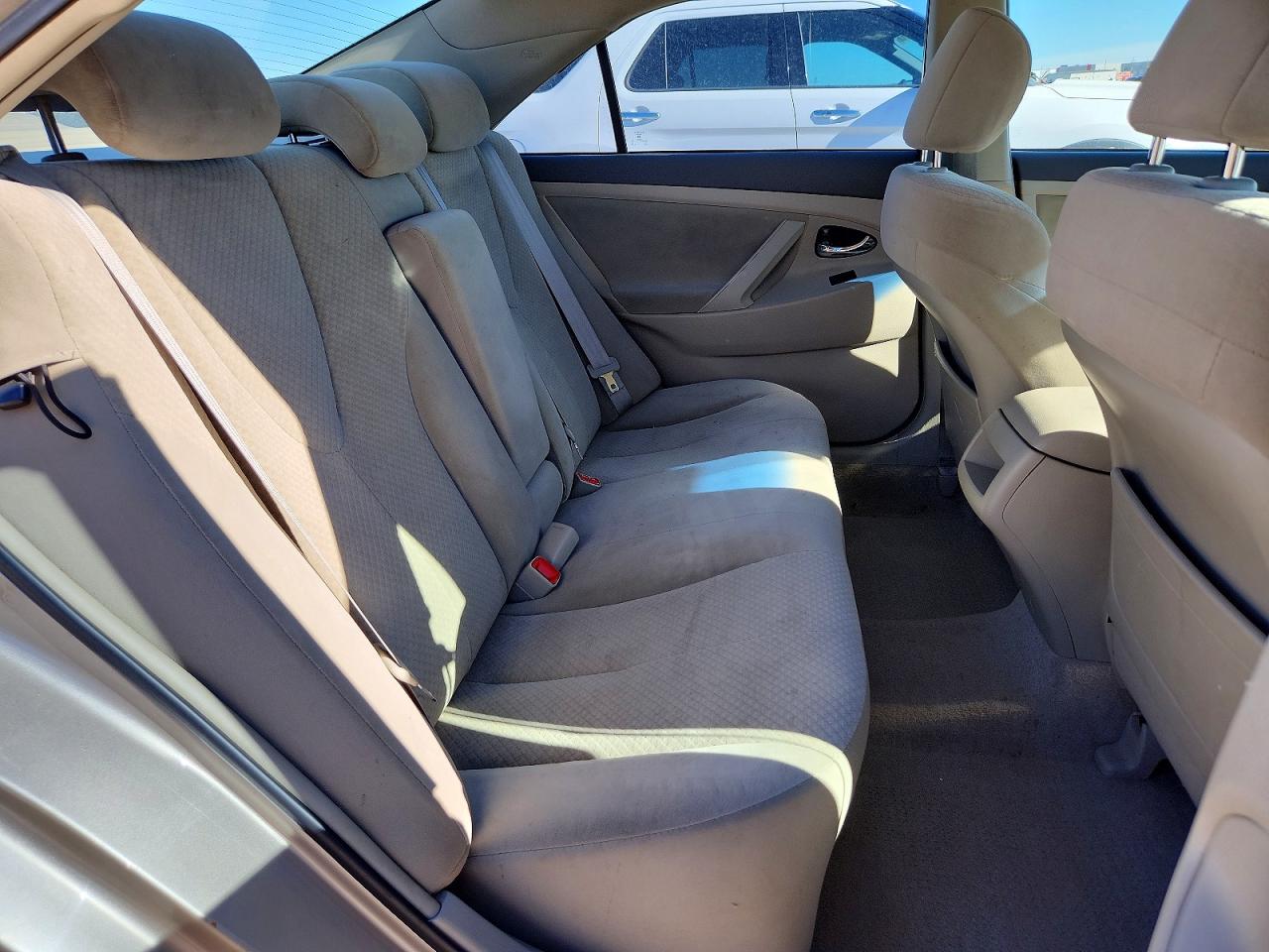 2007 Toyota Camry Ce Gold vin: 4T1BE46K57U002822