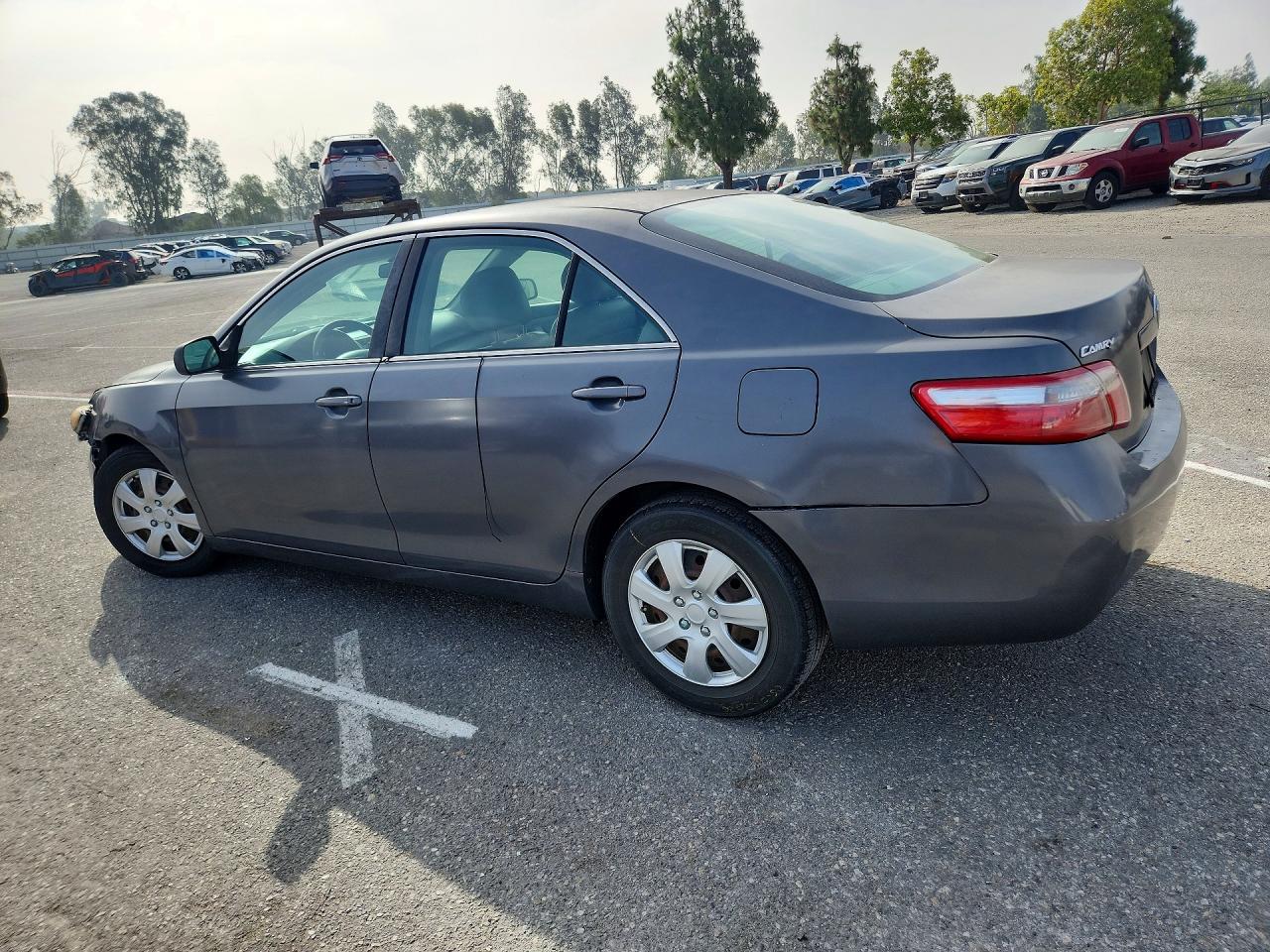 2007 Toyota Camry Le Gray vin: 4T1BE46K57U030877