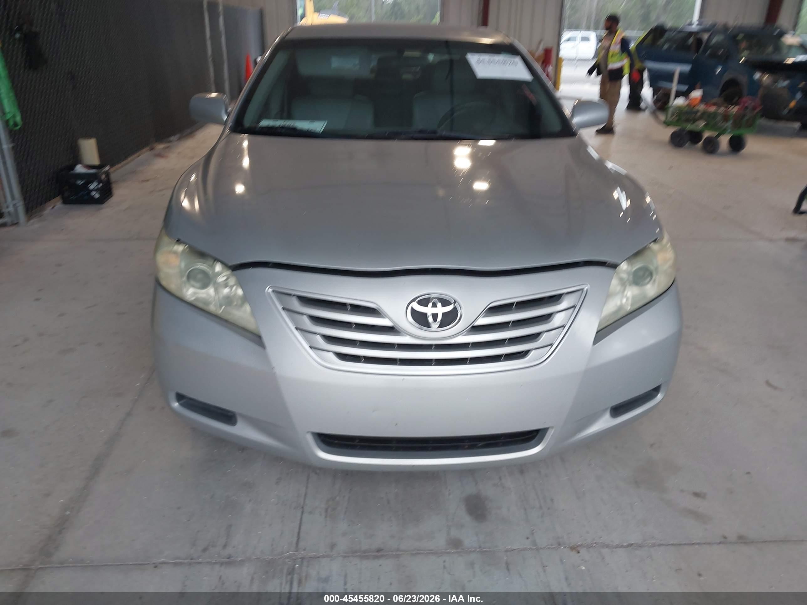 2007 Toyota Camry Le Silver vin: 4T1BE46K57U031589