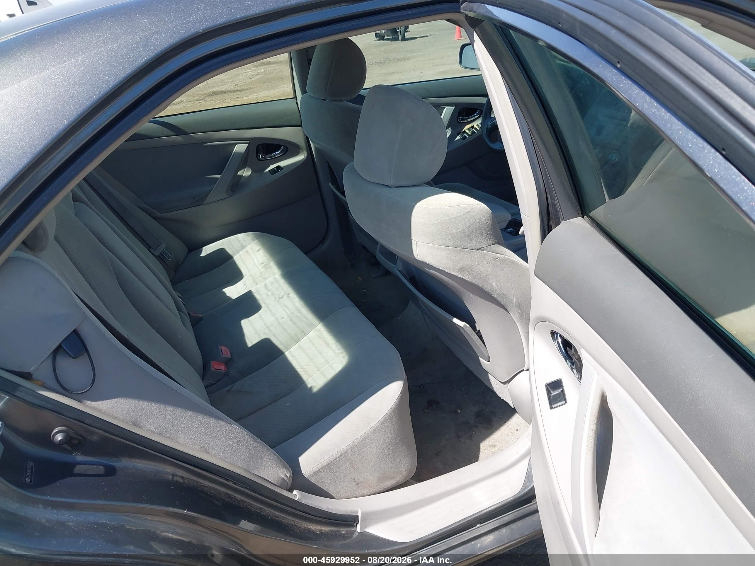2007 Toyota Camry Le Серый vin: 4T1BE46K57U035092