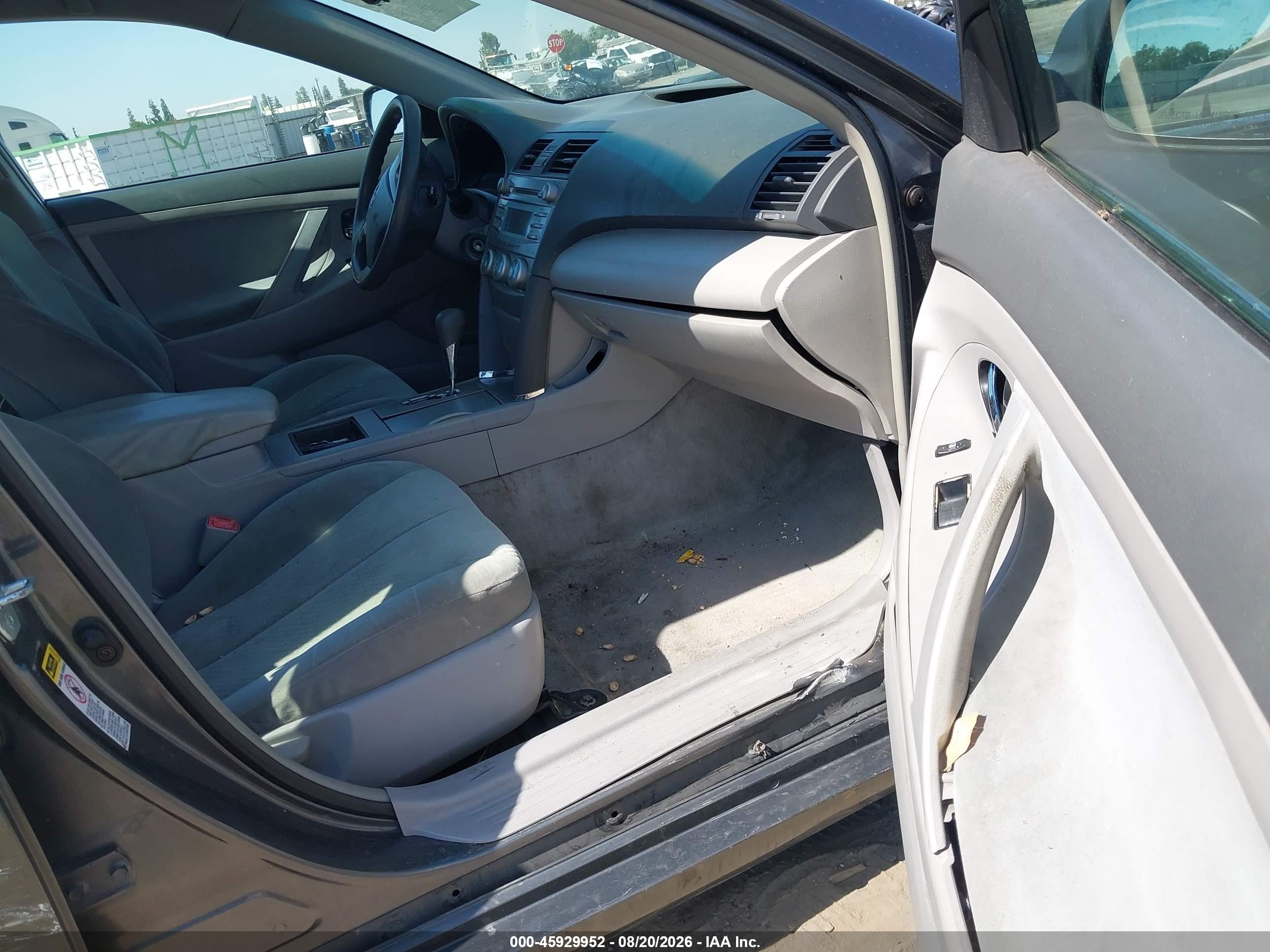 2007 Toyota Camry Le Серый vin: 4T1BE46K57U035092