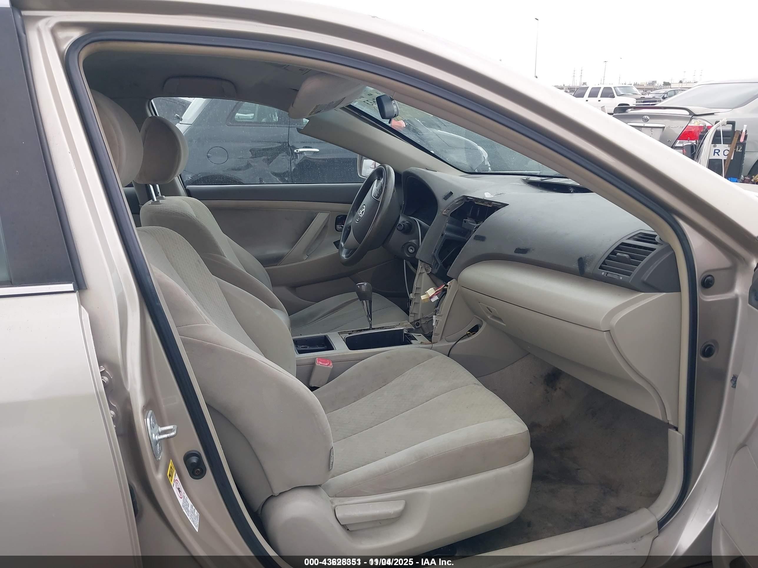 2007 Toyota Camry Le Beige vin: 4T1BE46K57U035500
