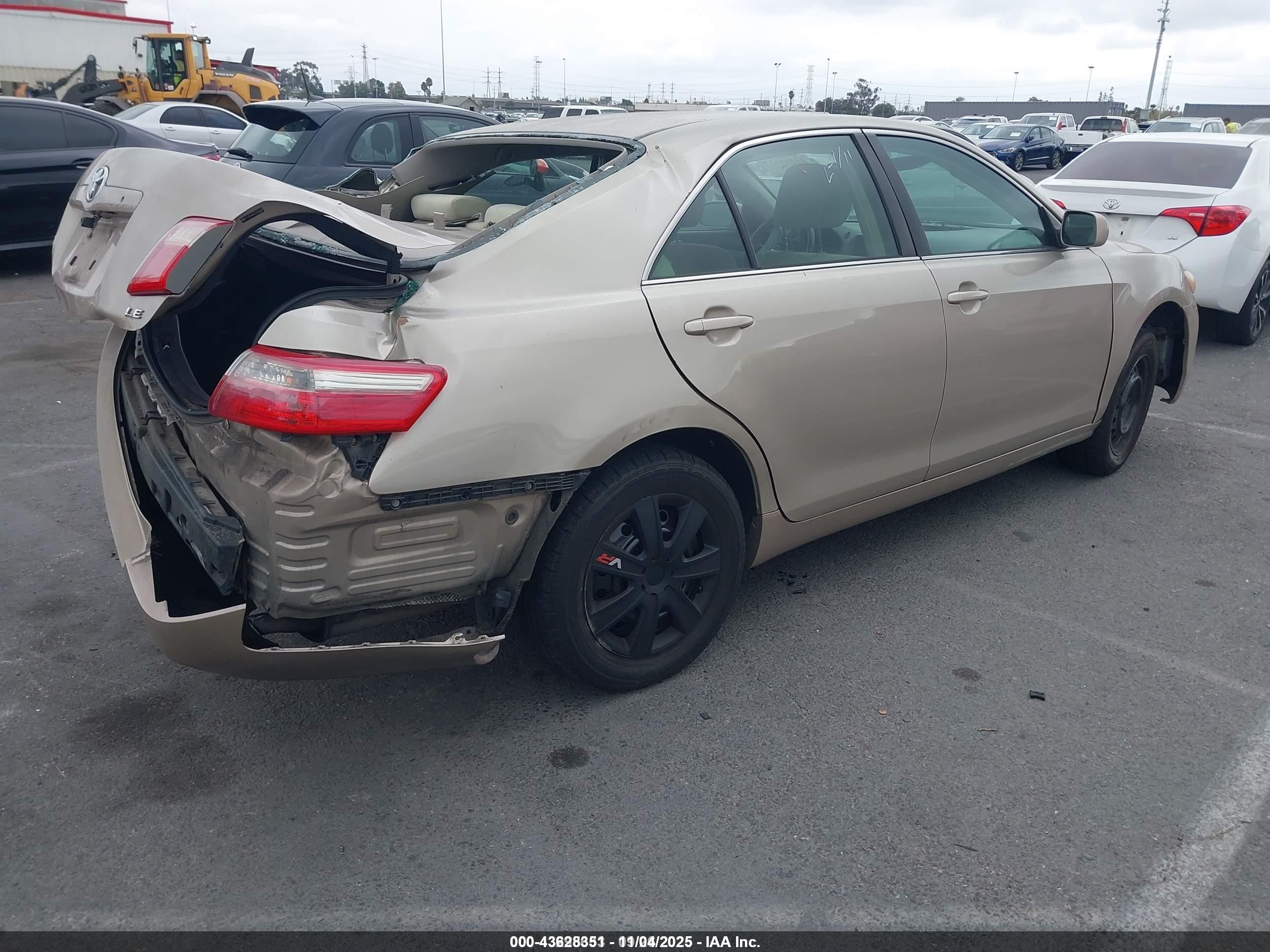 2007 Toyota Camry Le Beige vin: 4T1BE46K57U035500
