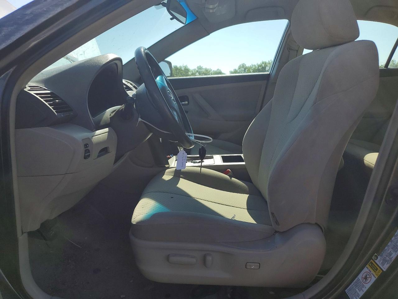 2007 Toyota Camry Le Gray vin: 4T1BE46K57U041555
