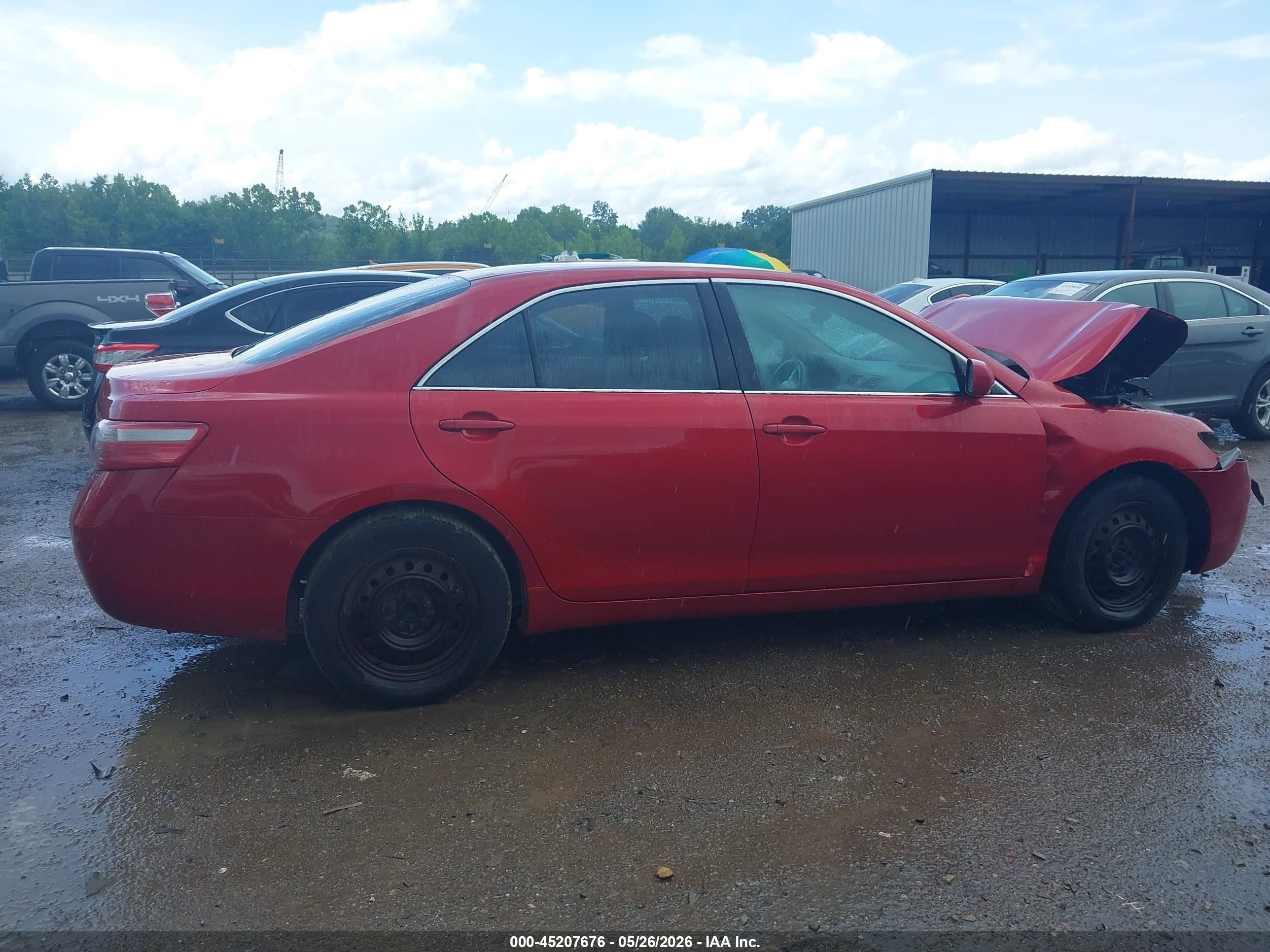 2007 Toyota Camry Le Red vin: 4T1BE46K57U048425