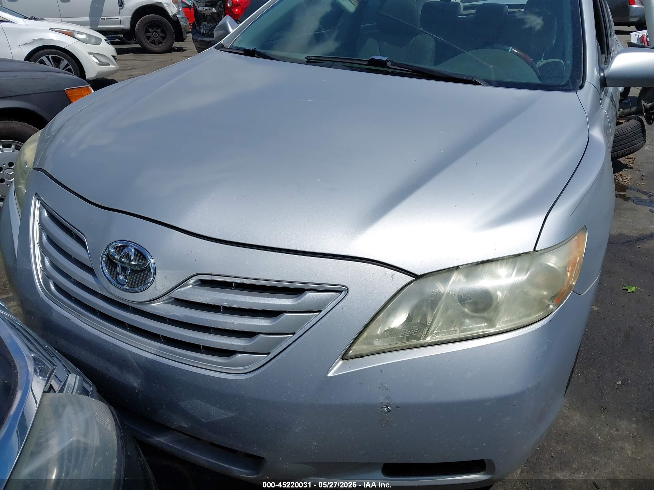 2007 Toyota Camry Le Silver vin: 4T1BE46K57U073793