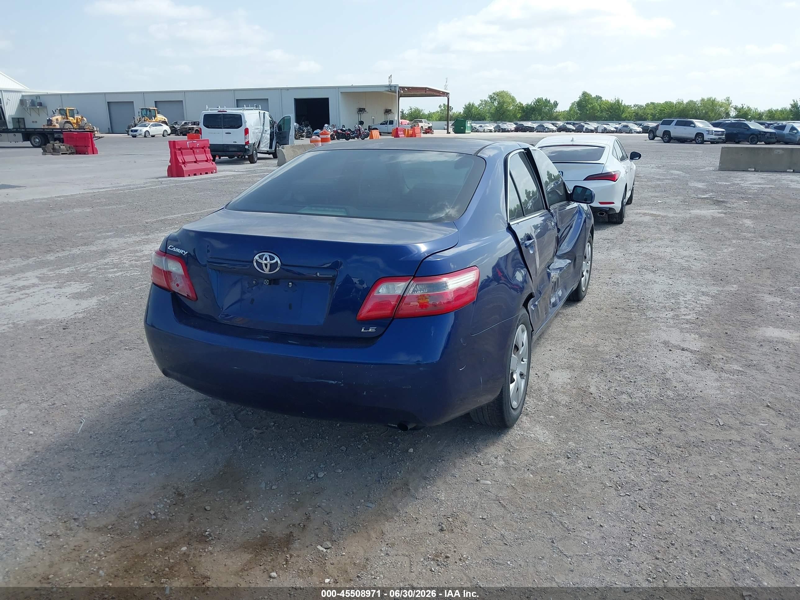 2007 Toyota Camry Le Blue vin: 4T1BE46K57U084339