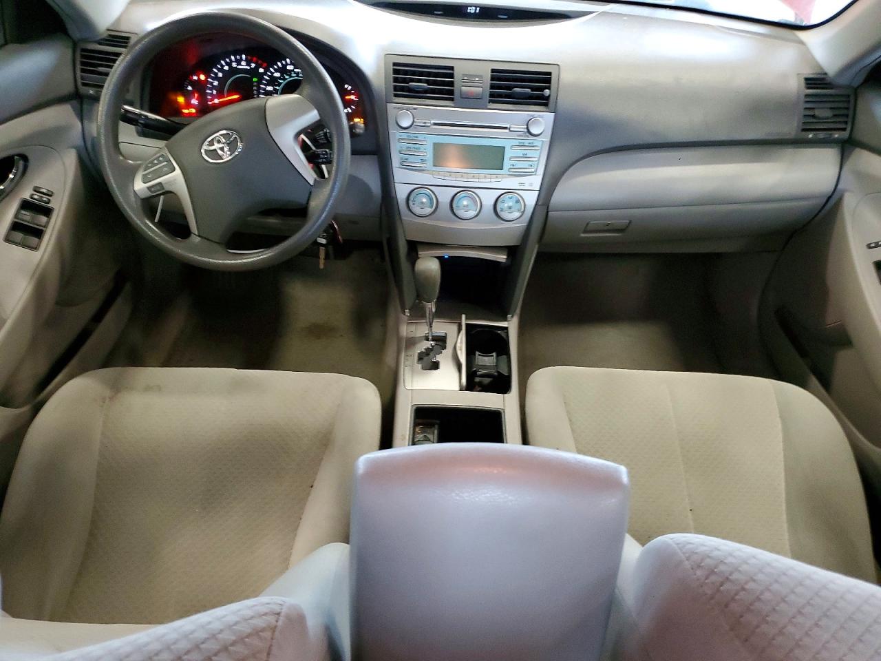 2007 Toyota Camry Le Red vin: 4T1BE46K57U114326