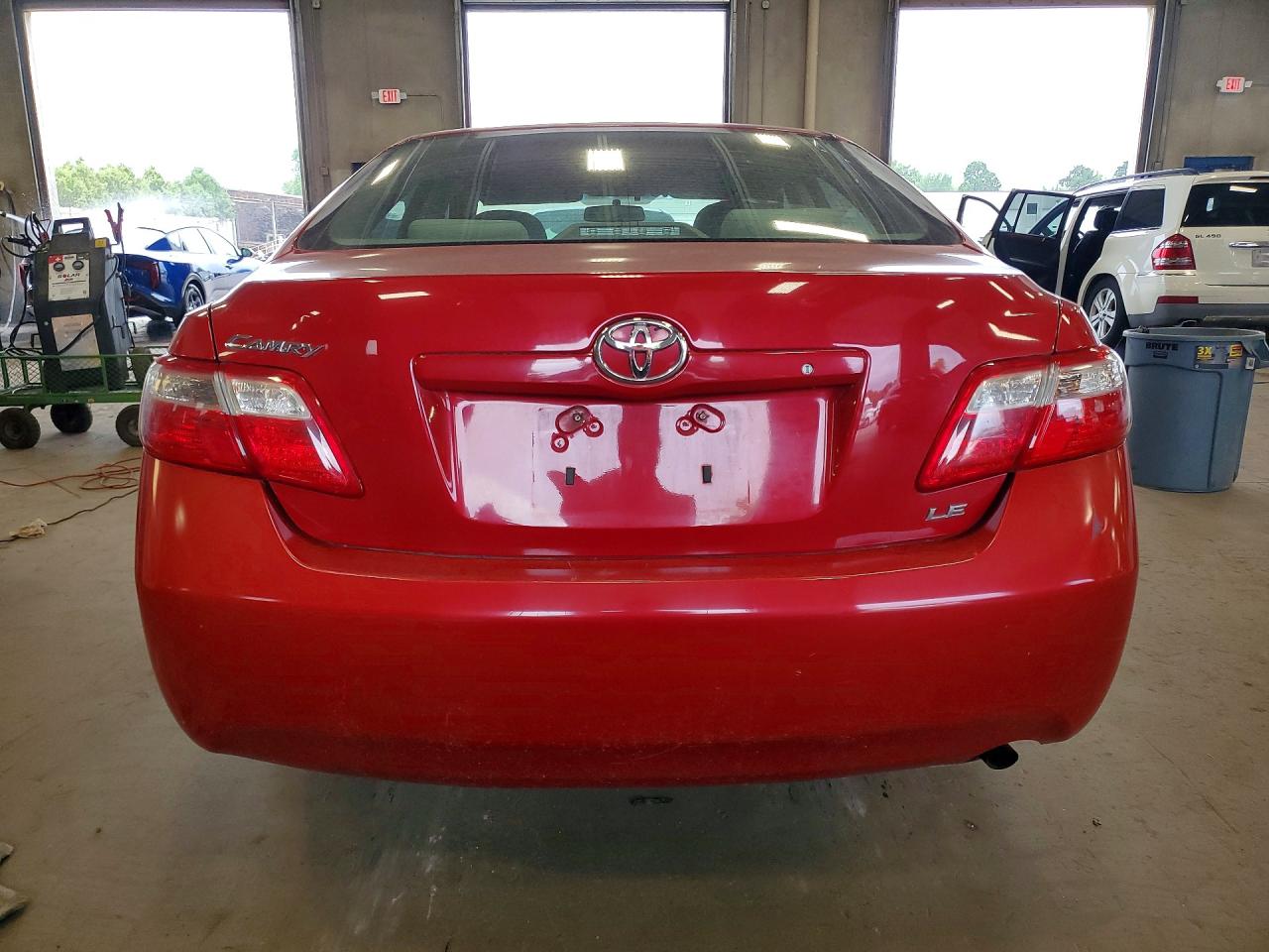 2007 Toyota Camry Le Red vin: 4T1BE46K57U114326