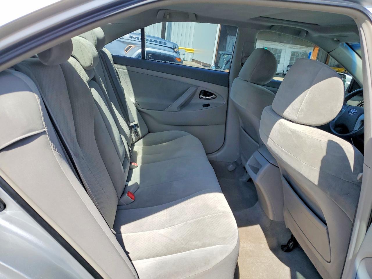 2007 Toyota Camry Le Silver vin: 4T1BE46K57U117775