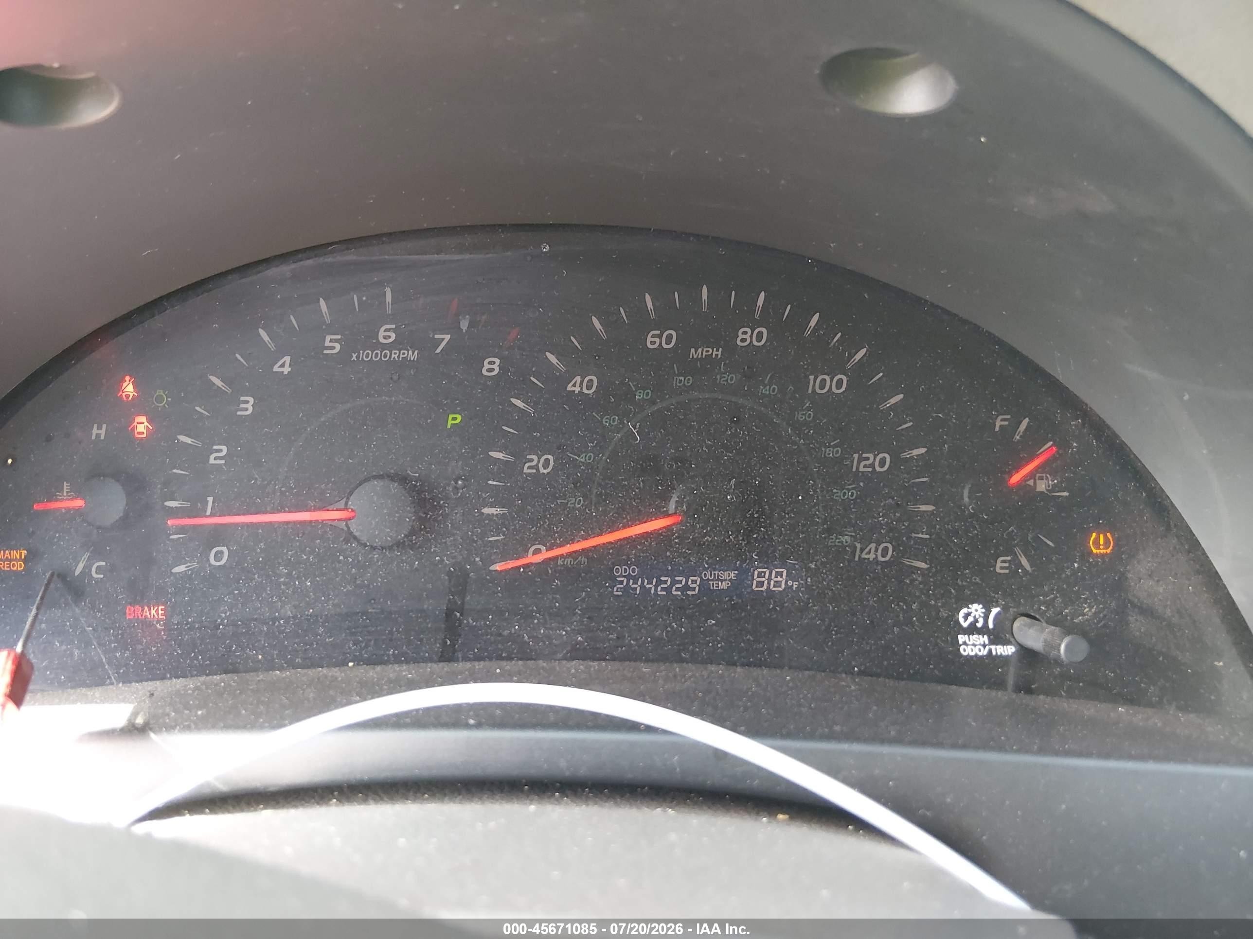 2007 Toyota Camry Le Красный vin: 4T1BE46K57U151280