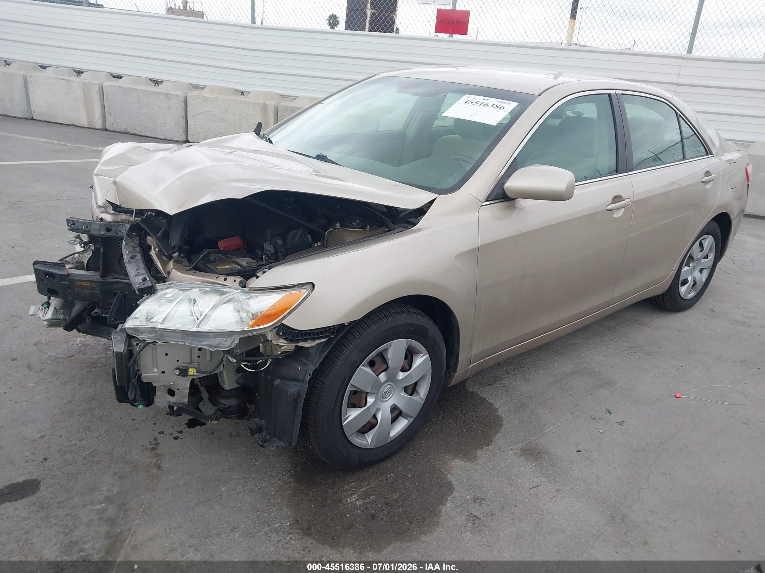 2007 Toyota Camry Ce Silver vin: 4T1BE46K57U181976