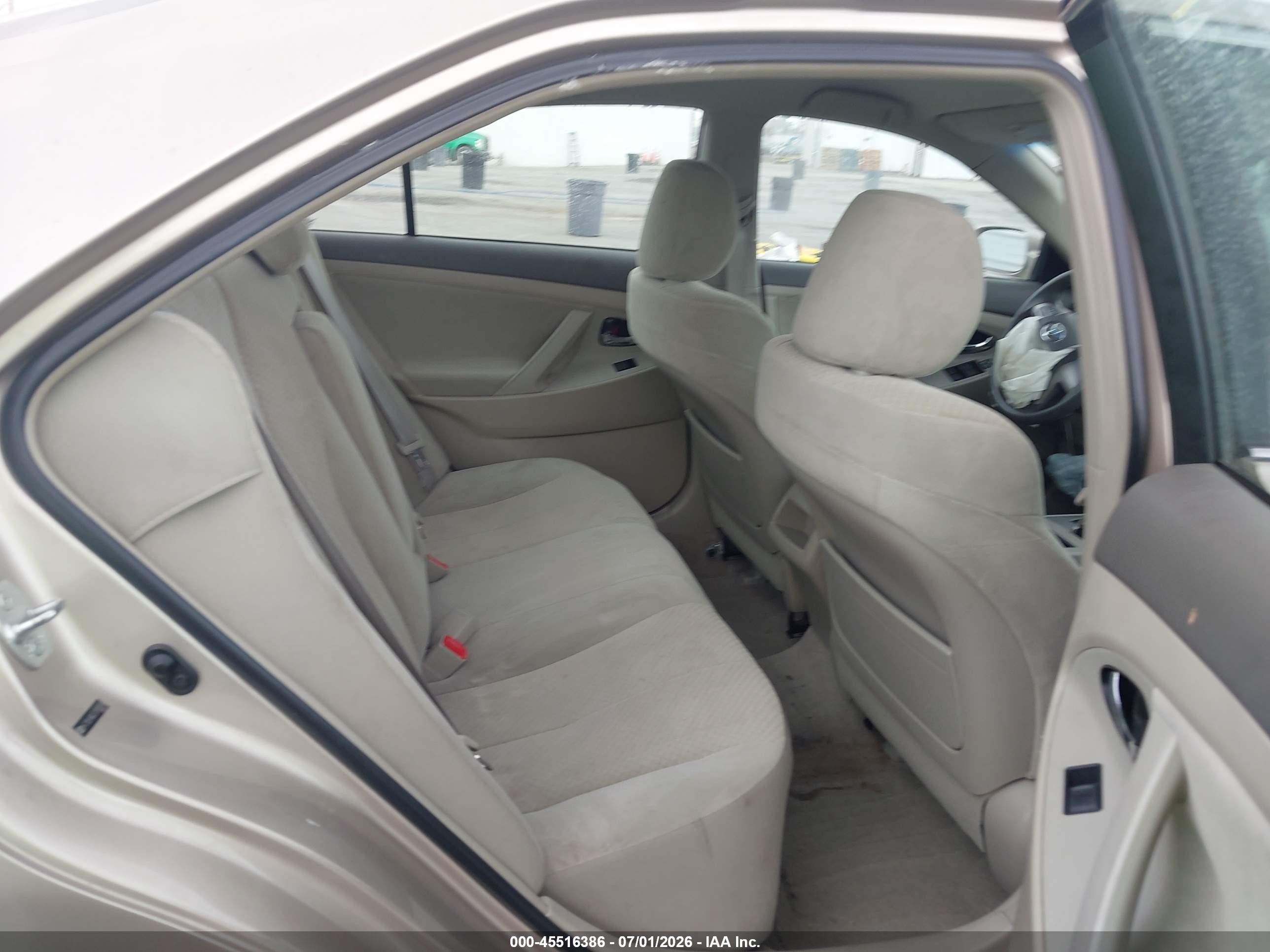 2007 Toyota Camry Ce Silver vin: 4T1BE46K57U181976