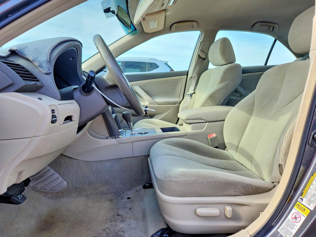 2007 Toyota Camry Le Silver vin: 4T1BE46K57U194369