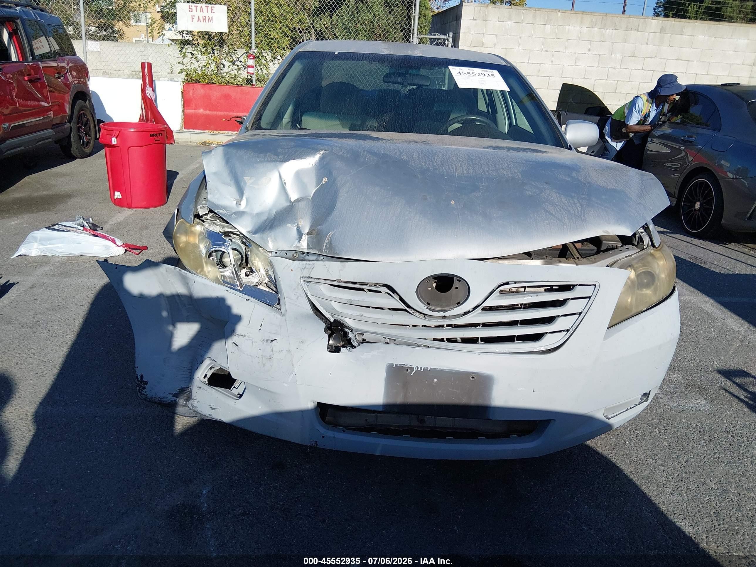 2007 Toyota Camry Le Gray vin: 4T1BE46K57U500728
