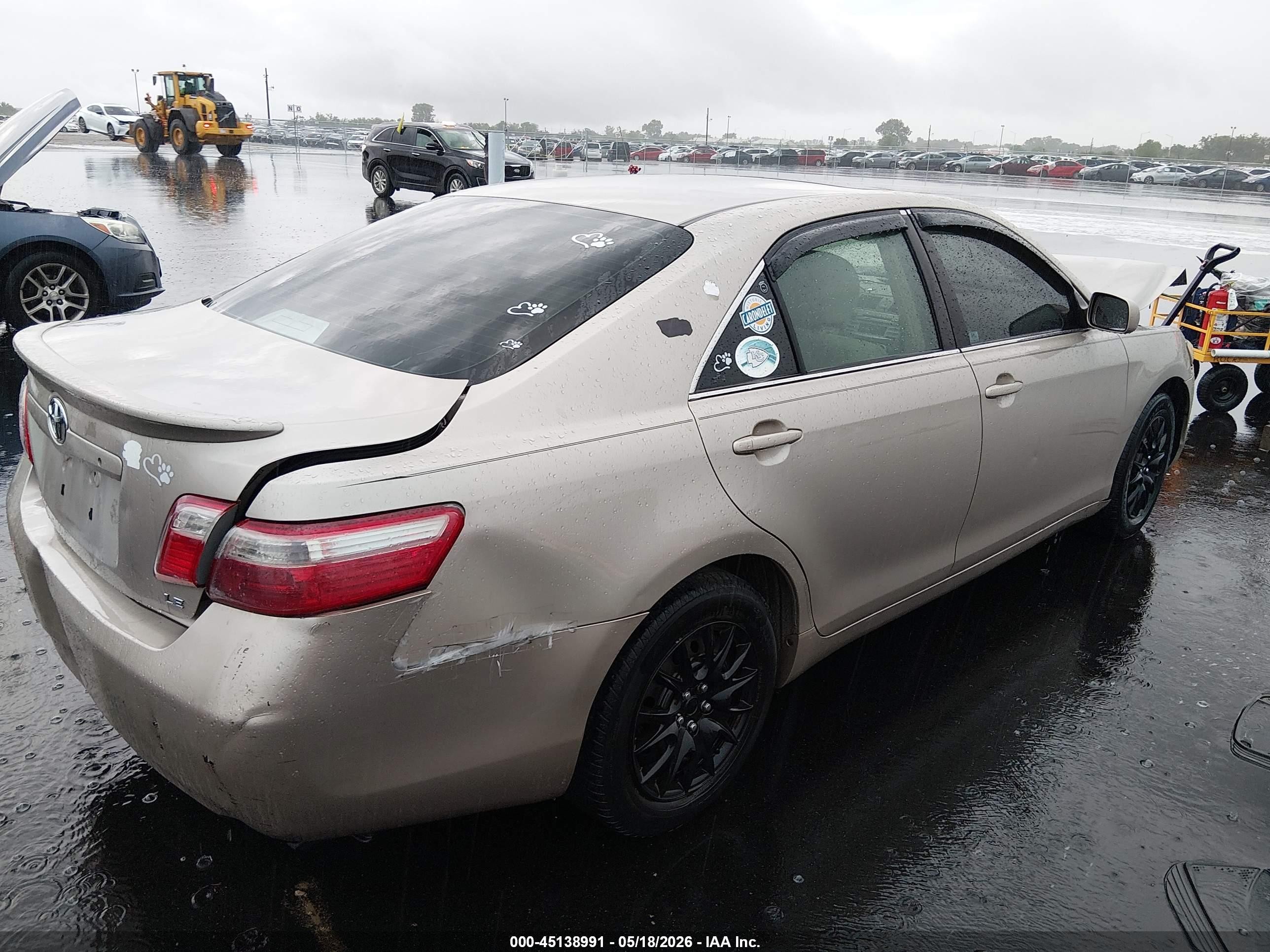 2007 Toyota Camry Le Золотой vin: 4T1BE46K57U539707