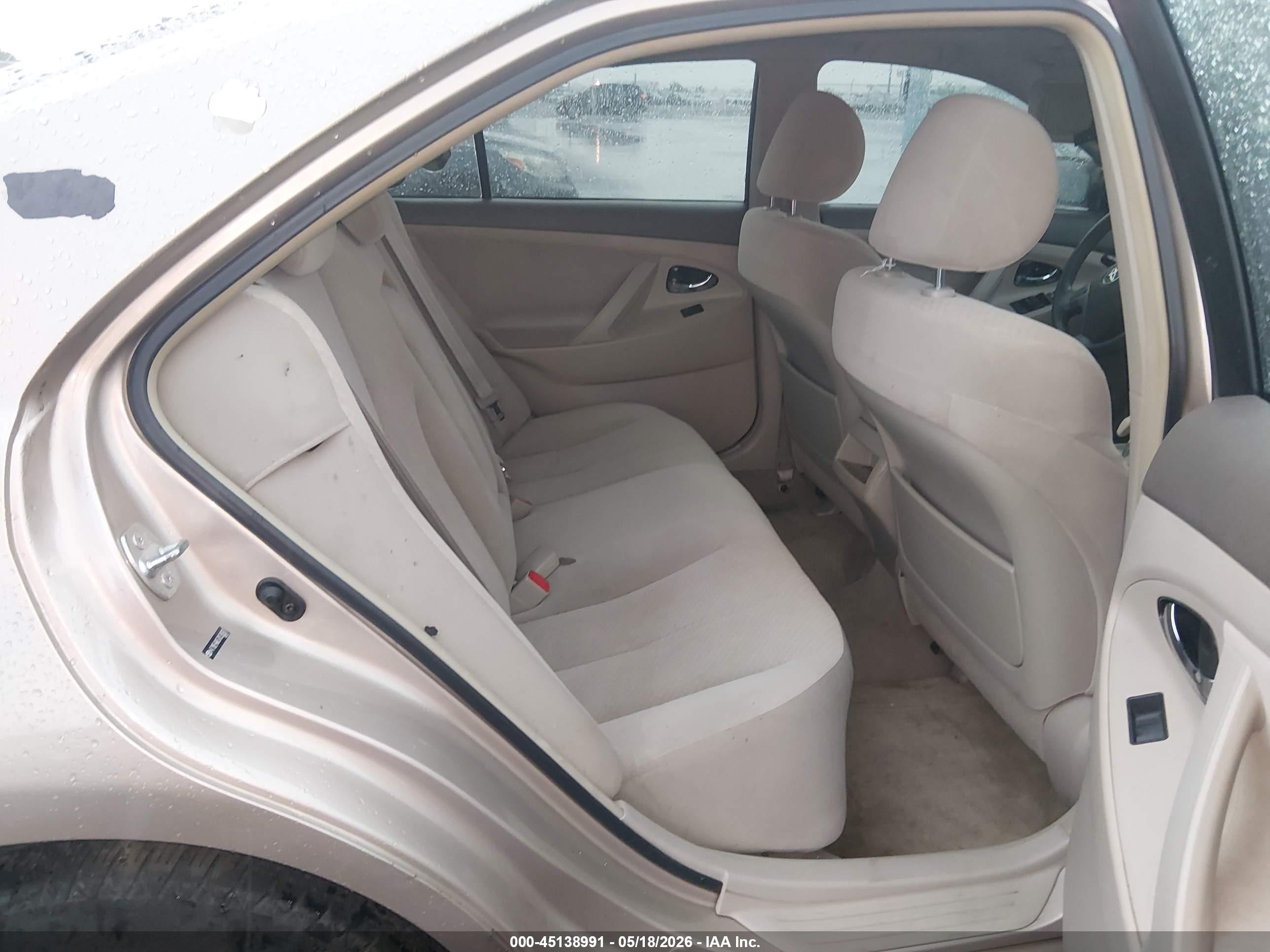 2007 Toyota Camry Le Золотой vin: 4T1BE46K57U539707