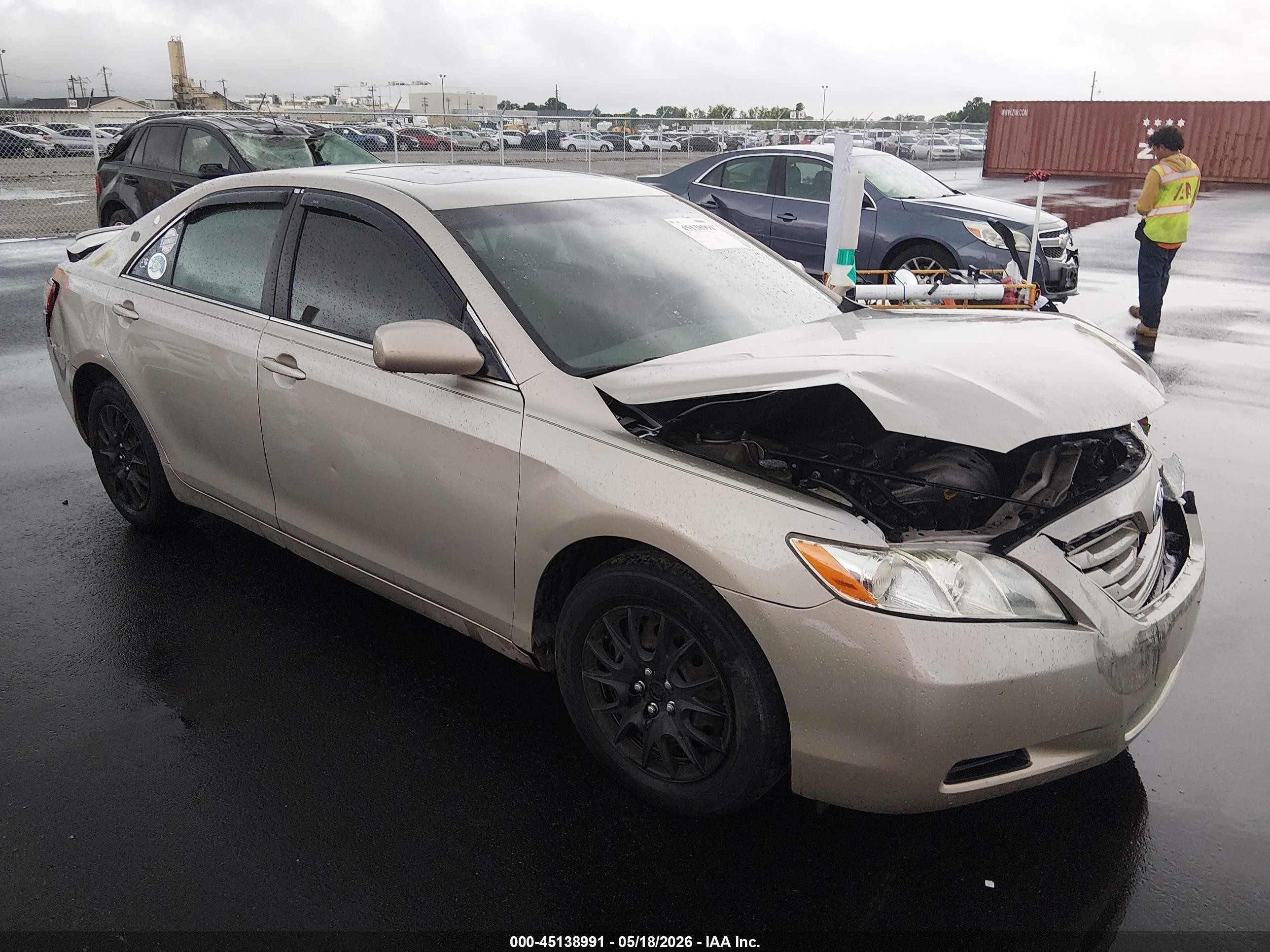 2007 Toyota Camry Le Золотой vin: 4T1BE46K57U539707