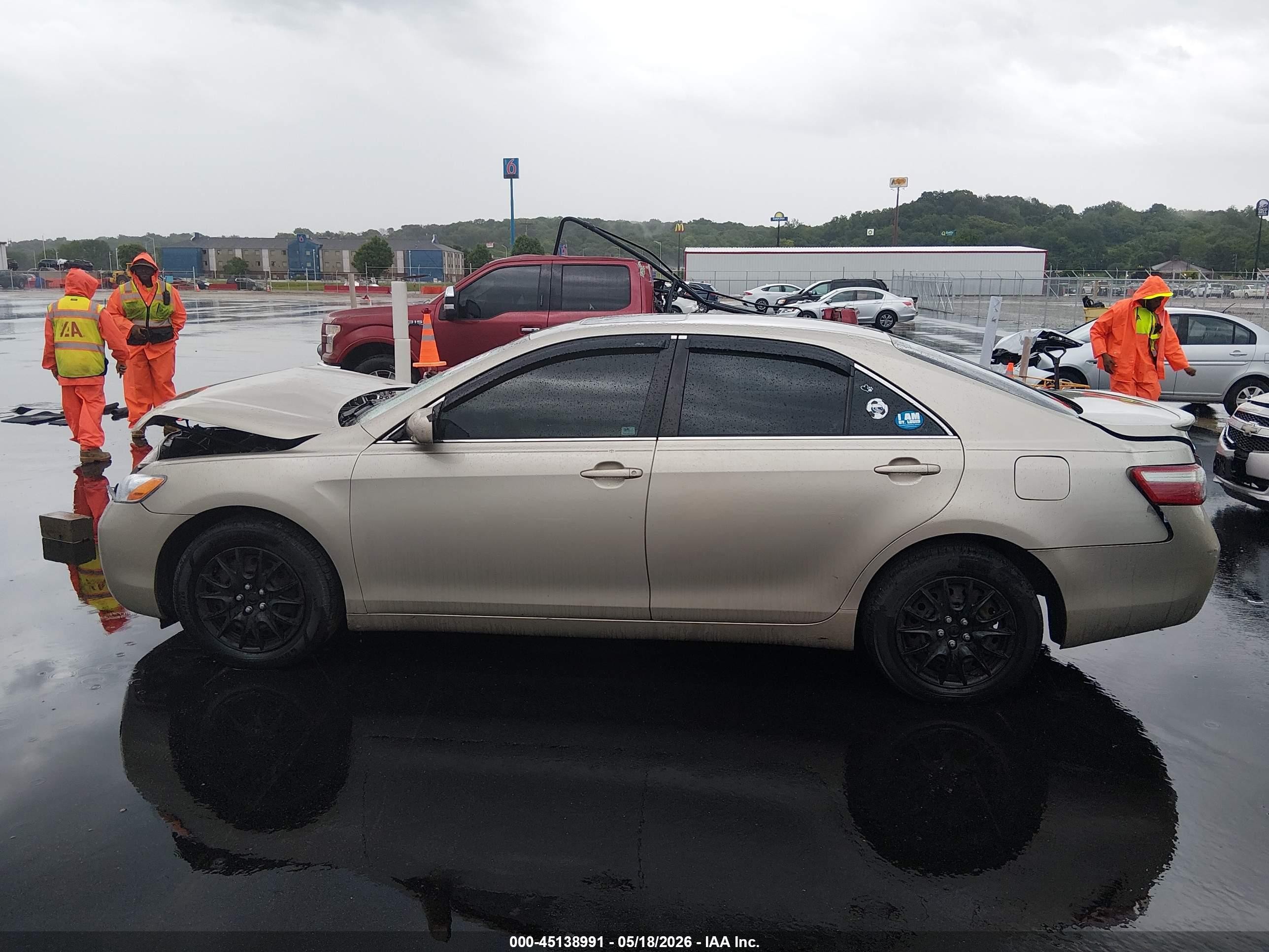 2007 Toyota Camry Le Золотой vin: 4T1BE46K57U539707