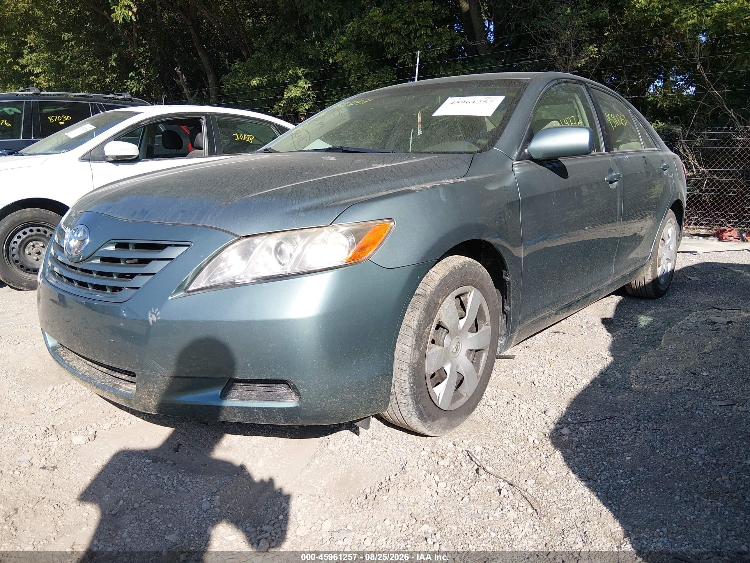 2007 Toyota Camry Le Green vin: 4T1BE46K57U572299