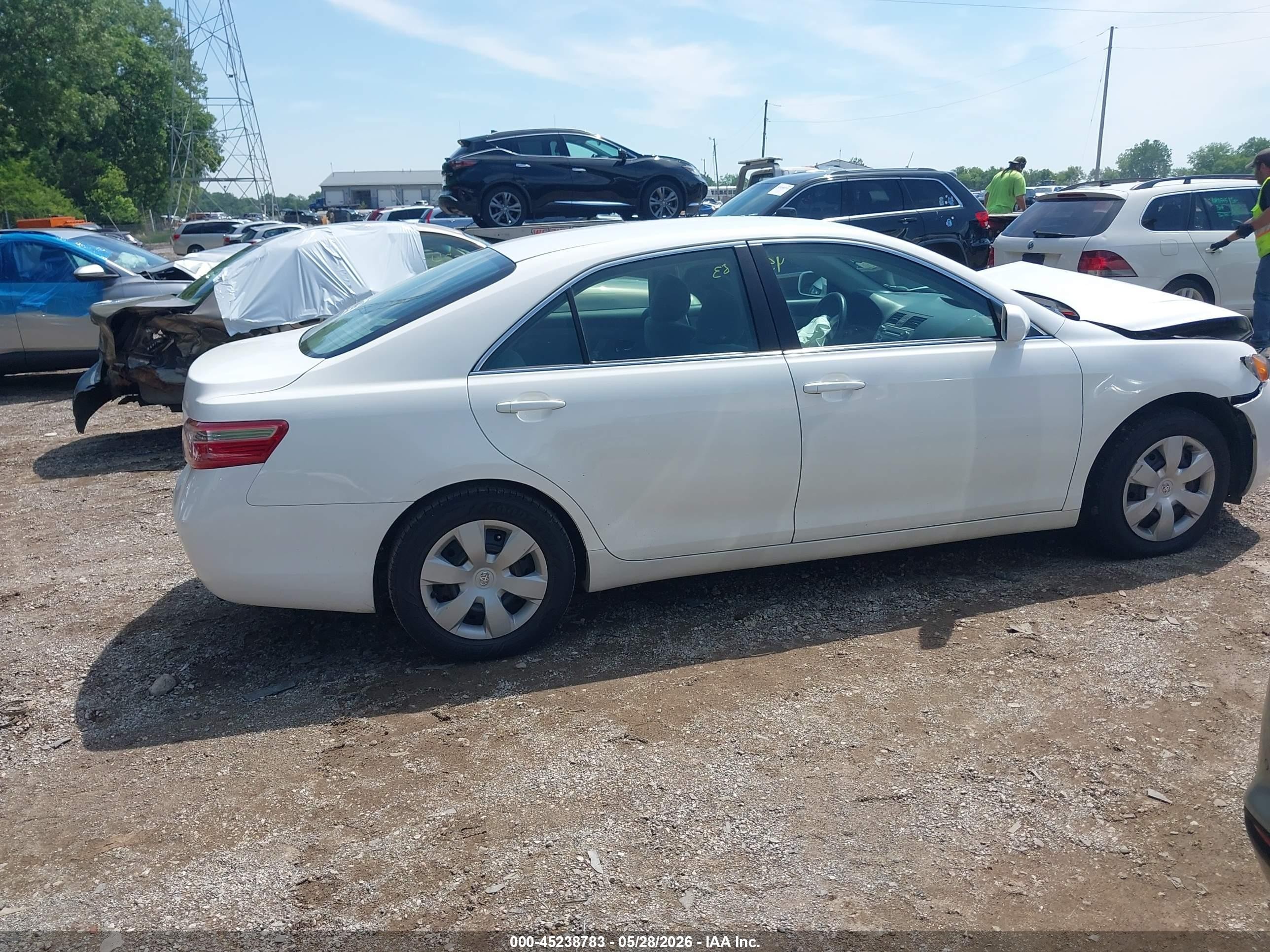 2007 Toyota Camry Le White vin: 4T1BE46K57U573095