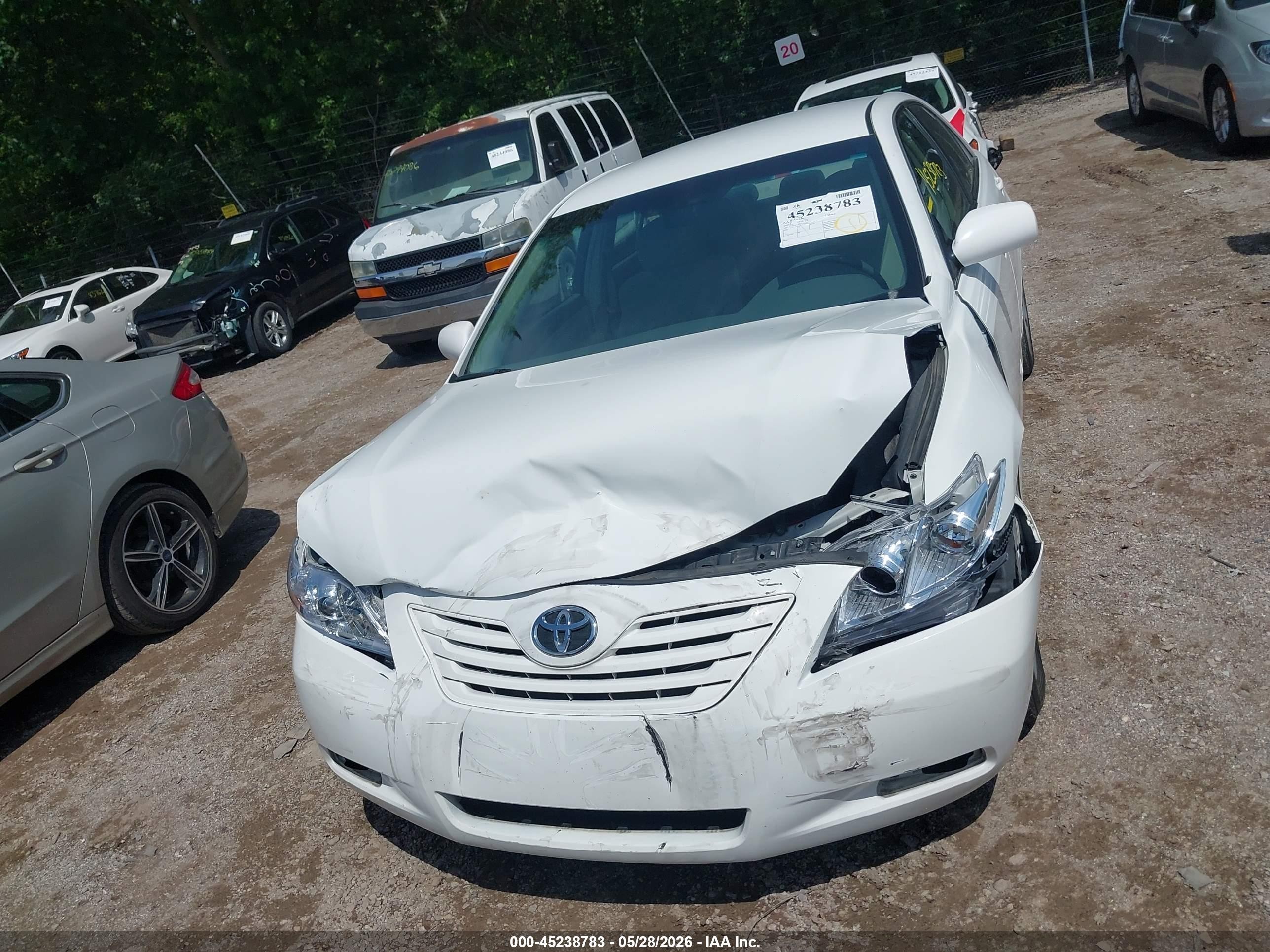 2007 Toyota Camry Le White vin: 4T1BE46K57U573095