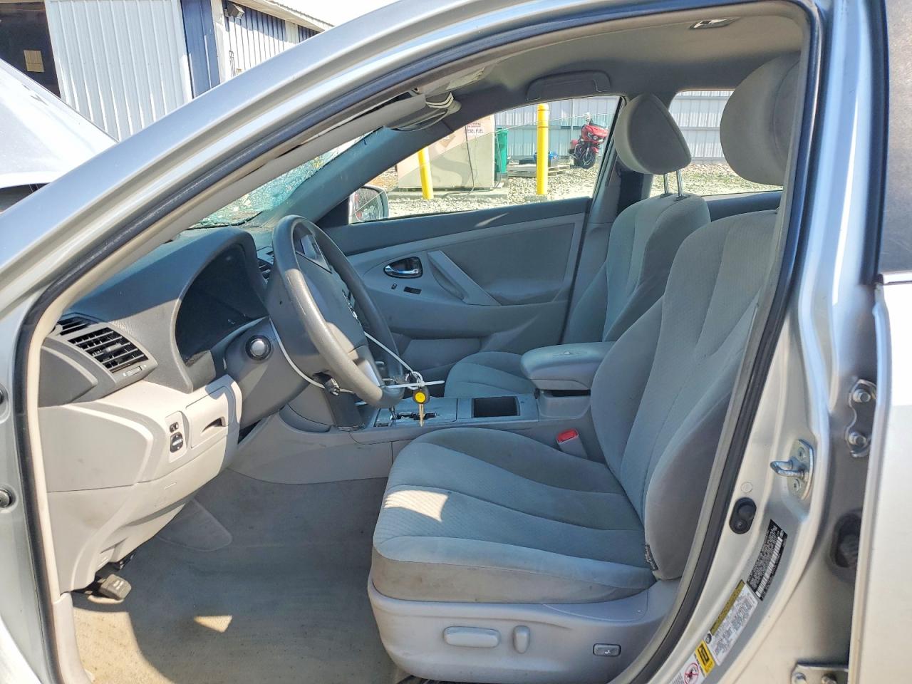 2007 Toyota Camry Le Silver vin: 4T1BE46K57U607004