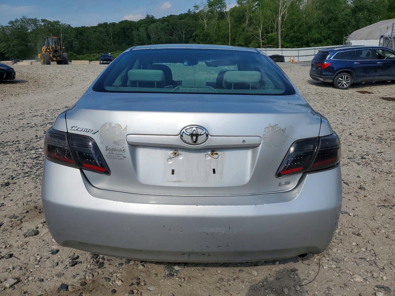 2007 Toyota Camry Le Silver vin: 4T1BE46K57U607004