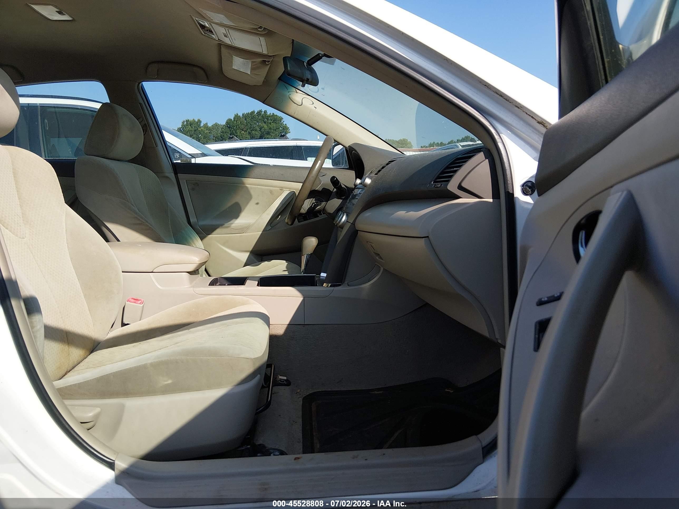 2007 Toyota Camry Le Белый vin: 4T1BE46K57U613420