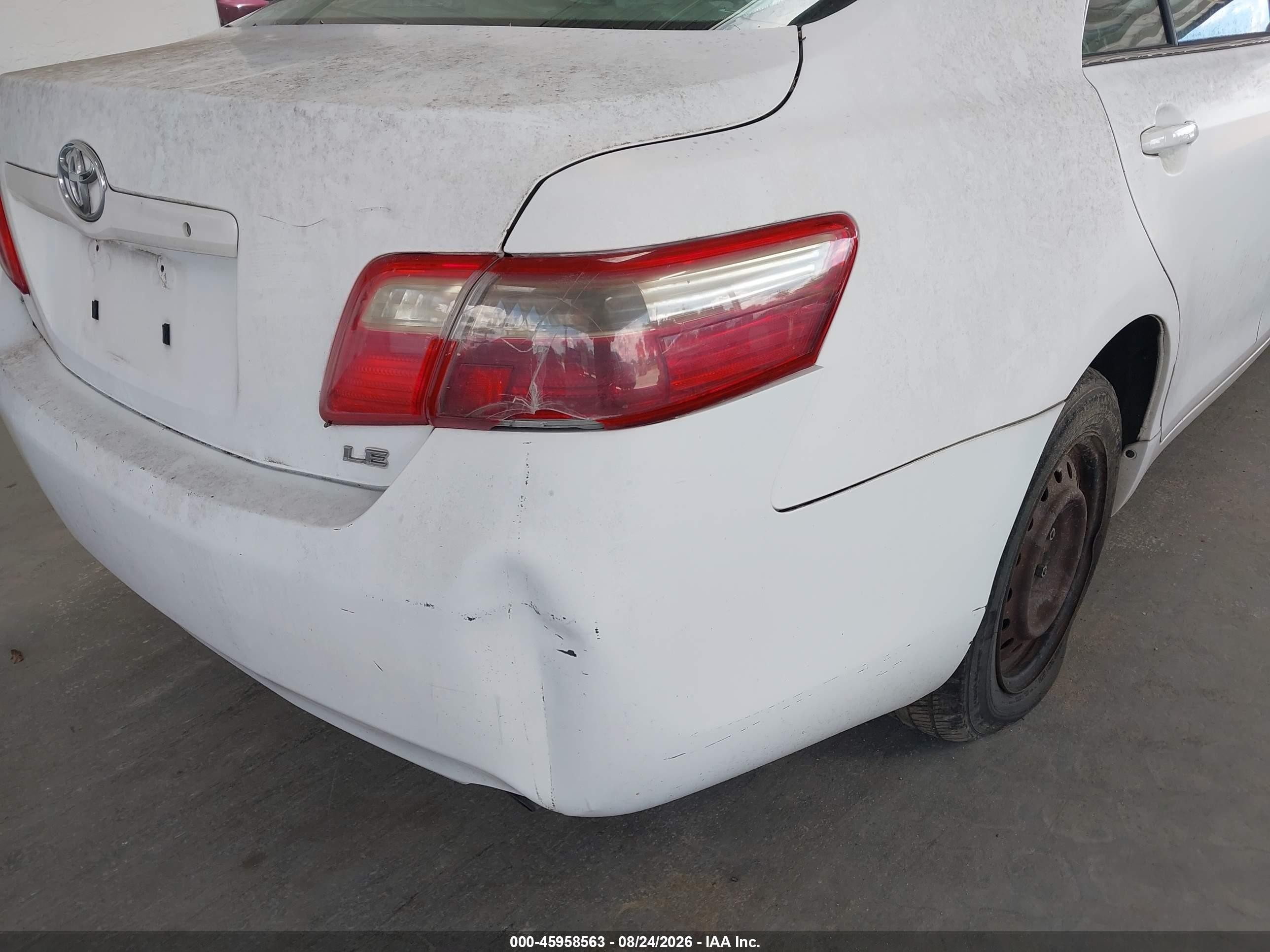 2007 Toyota Camry Le White vin: 4T1BE46K57U627771
