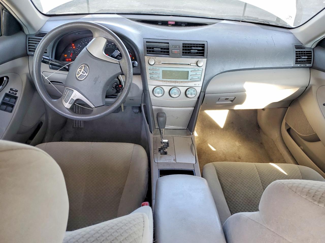2007 Toyota Camry Le White vin: 4T1BE46K57U628838